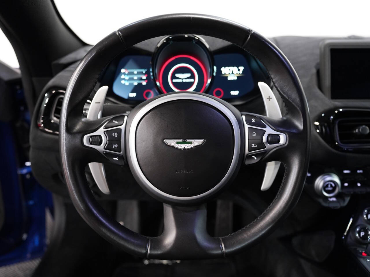 Q ZAFFRE BLUE, 2019 ASTON MARTIN VANTAGE Image 30