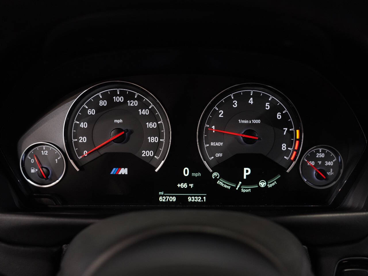 BLACK SAPPHIRE METALLIC, 2018 BMW M3 Image 47