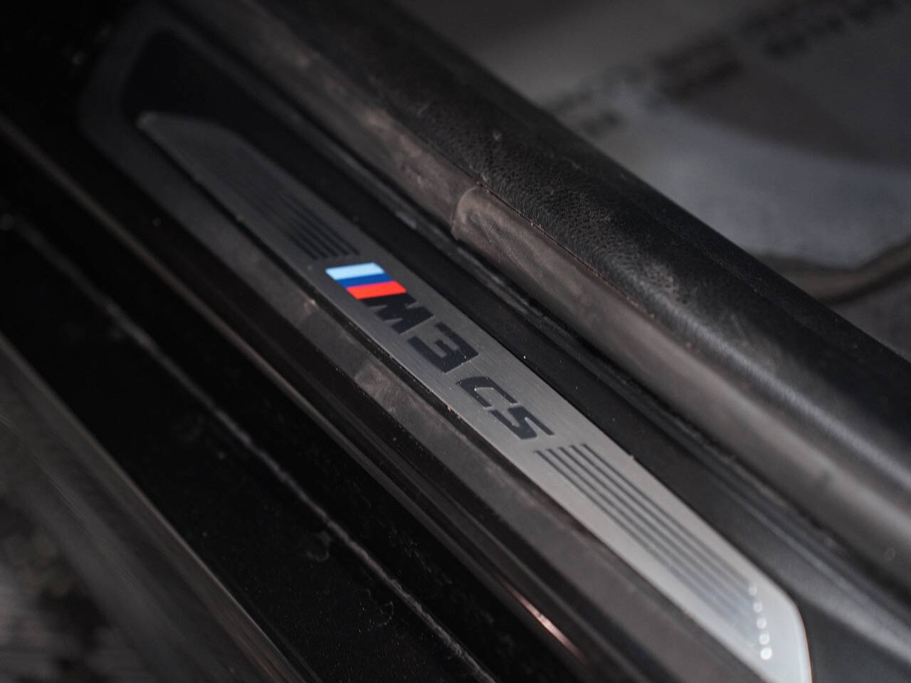 BLACK SAPPHIRE METALLIC, 2018 BMW M3 Image 31