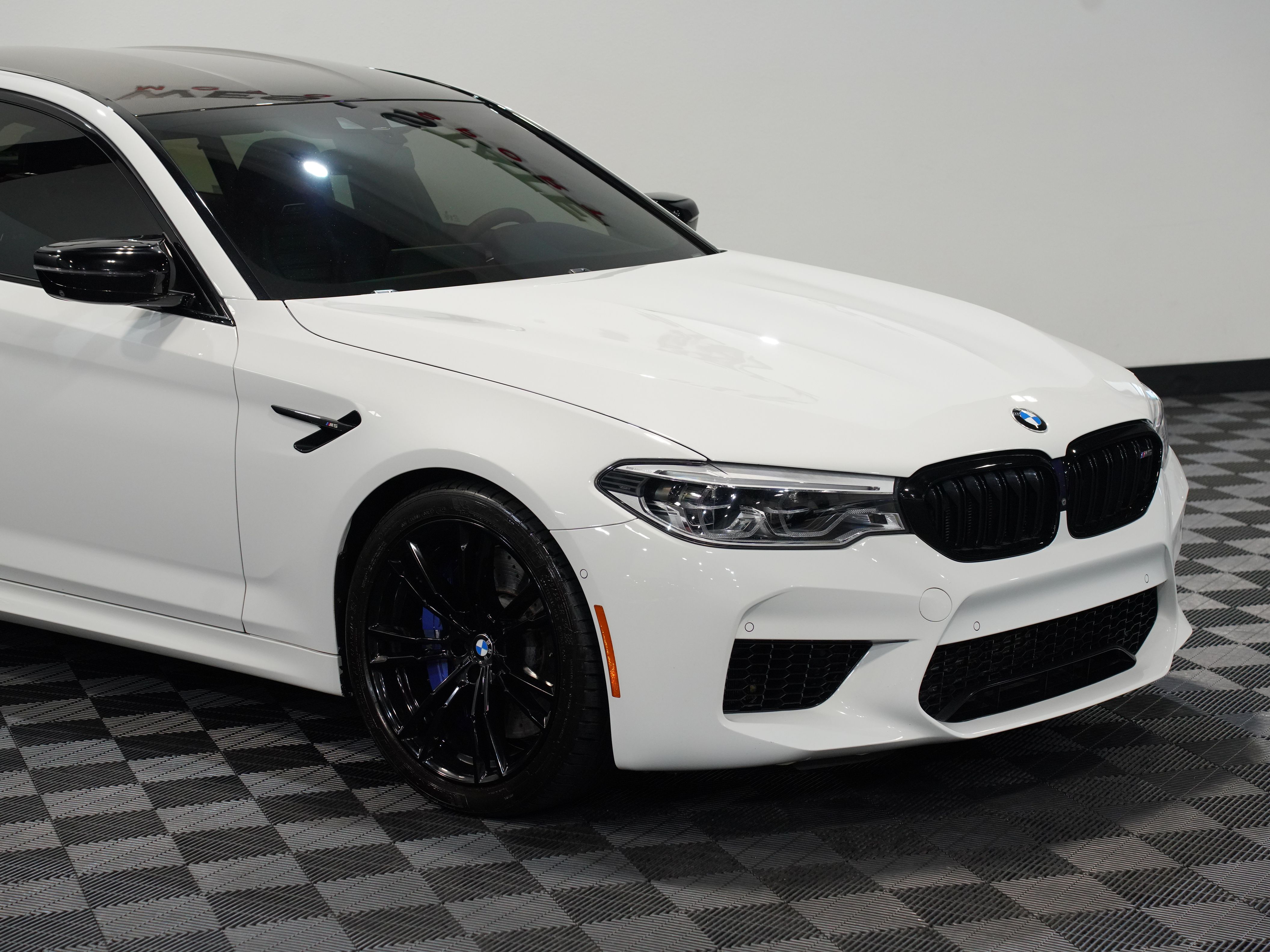 2020 BMW M5 Image 9