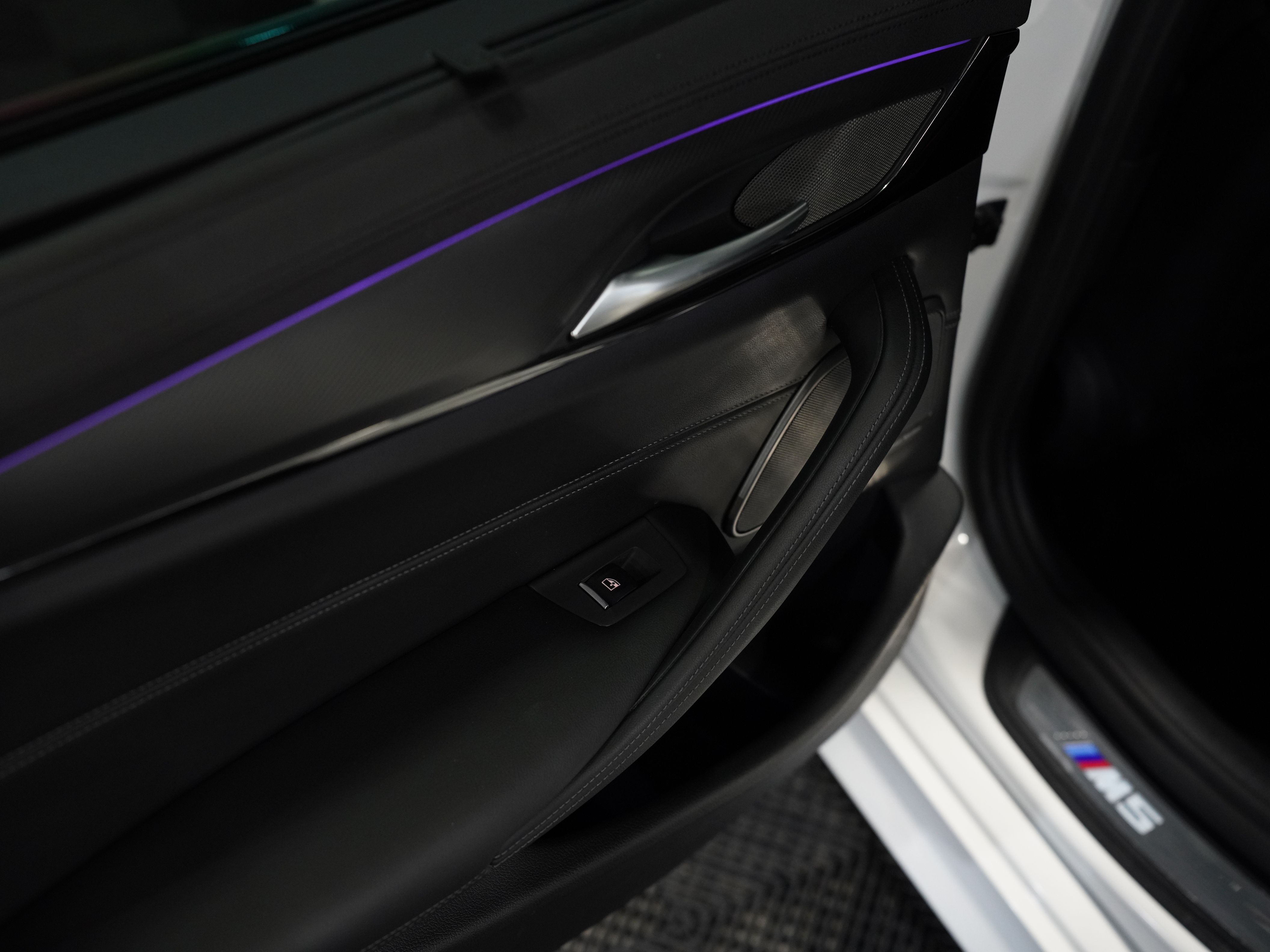 2020 BMW M5 Image 27