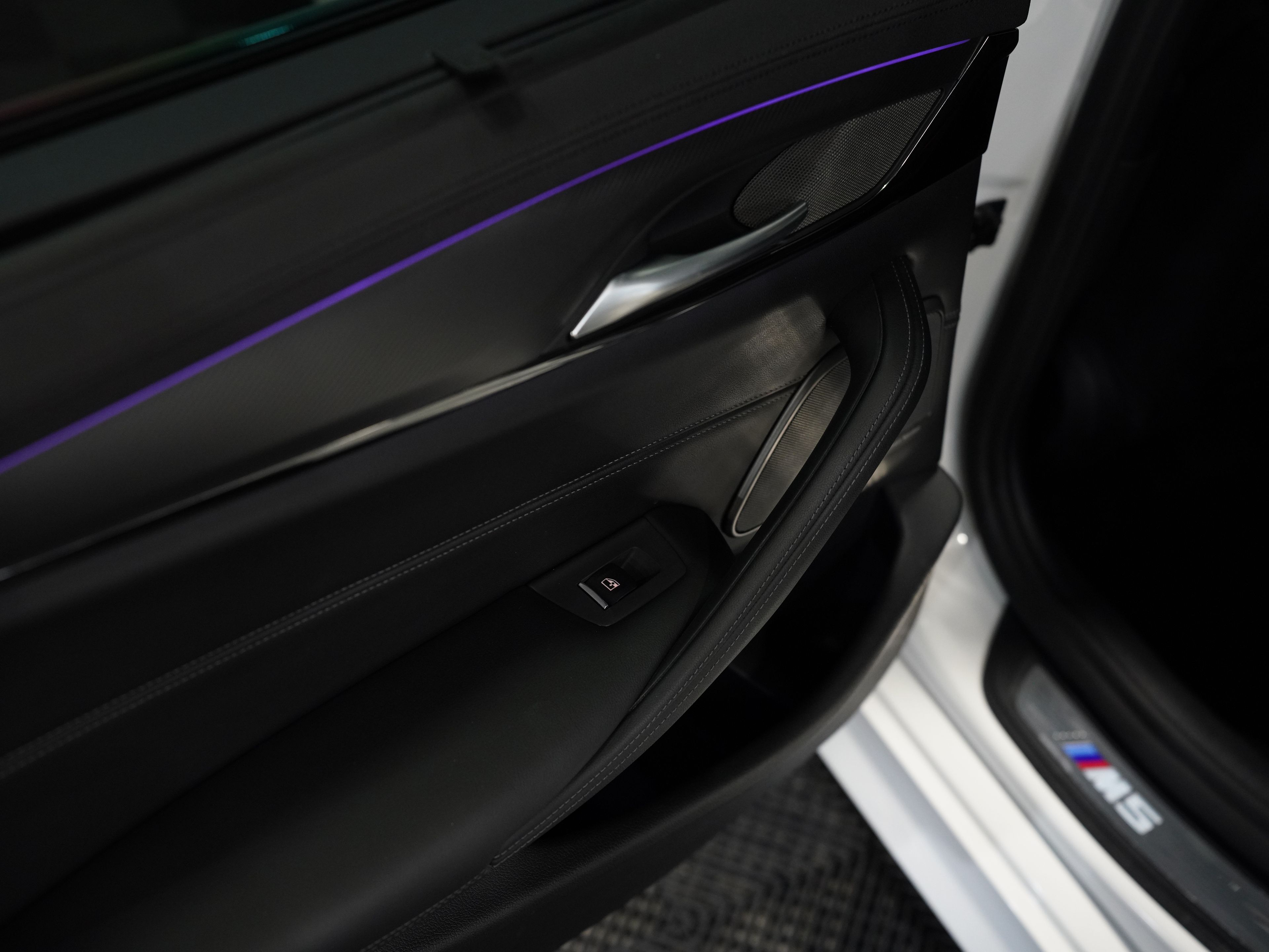 2020 BMW M5 Image 27