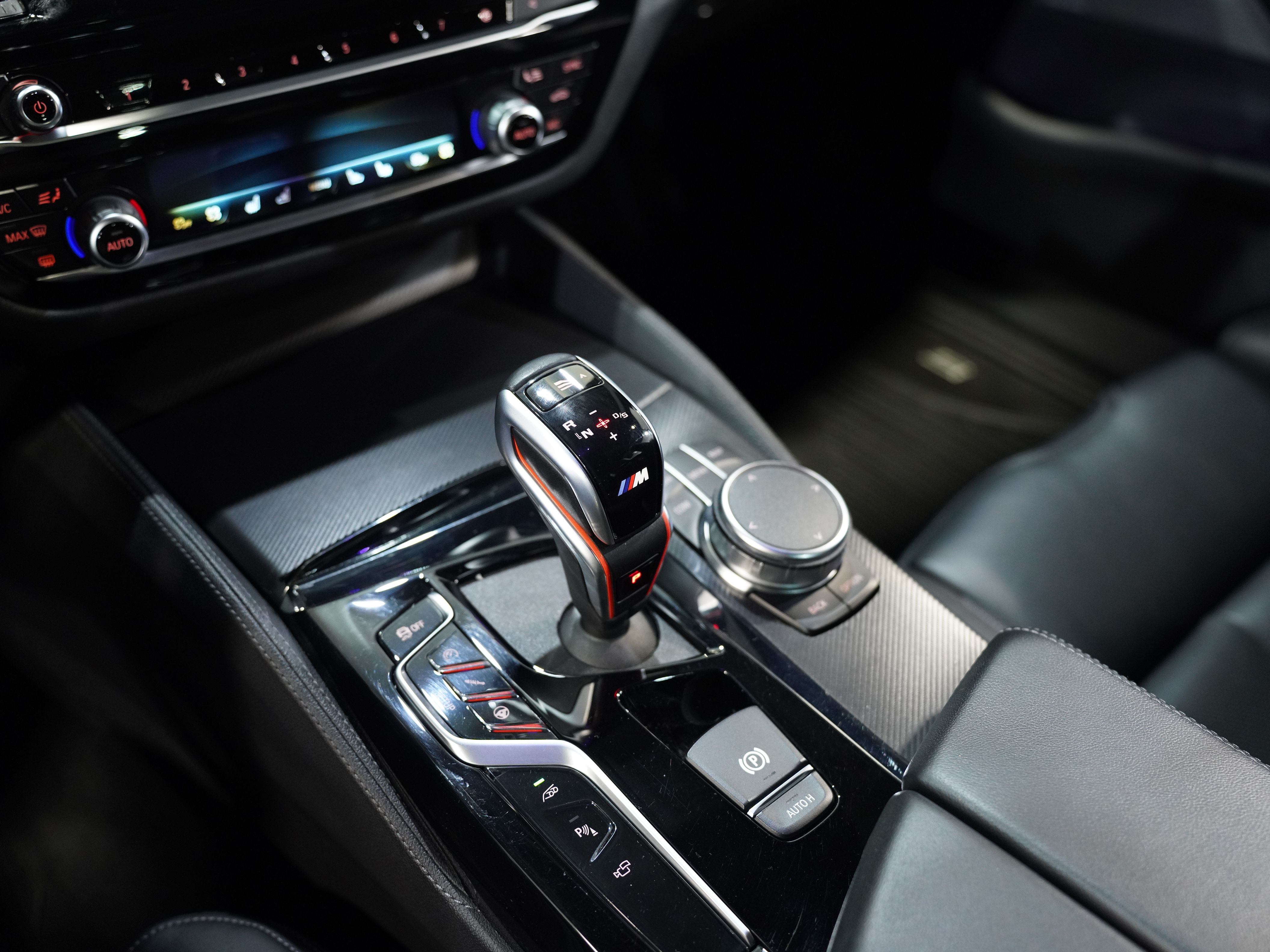 2020 BMW M5 Image 48