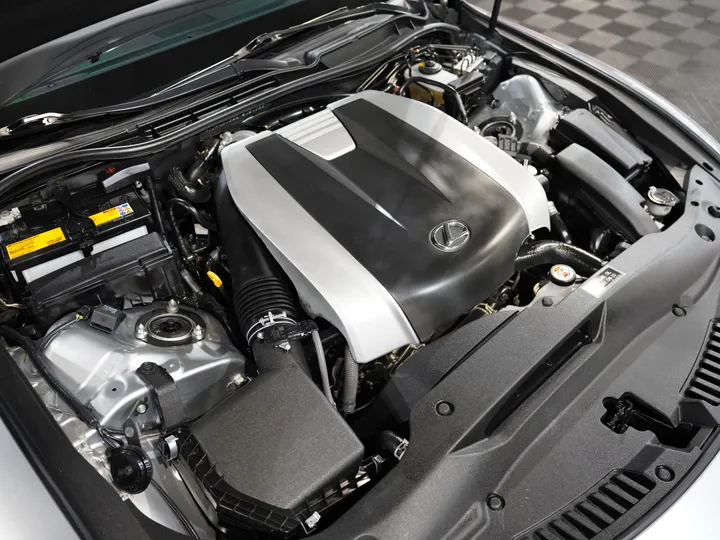 SILVER, 2022 LEXUS IS Image 47