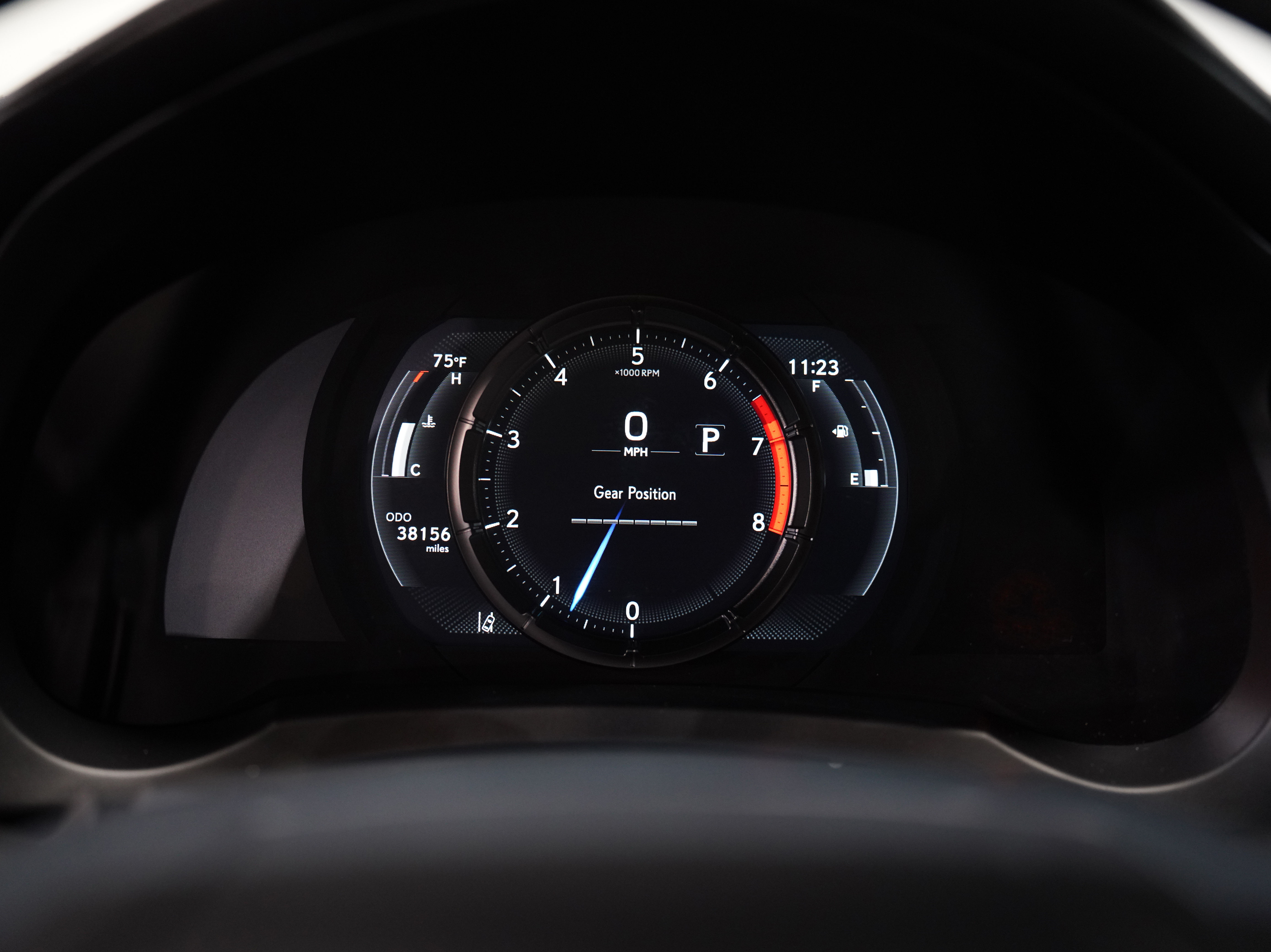 SILVER, 2022 LEXUS IS Image 44