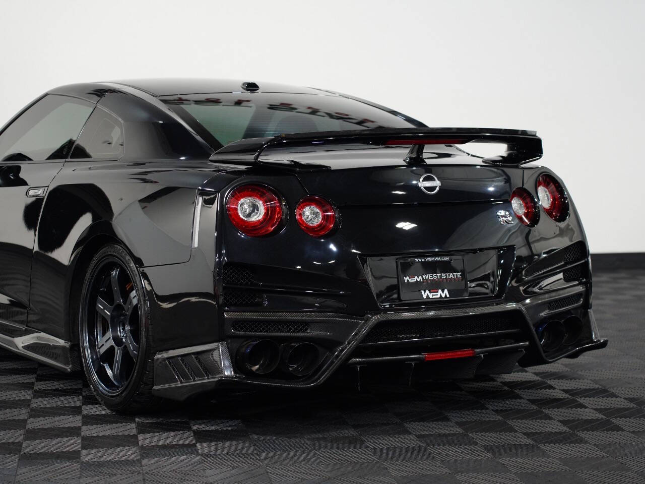 JET BLACK, 2016 NISSAN GT-R Image 19
