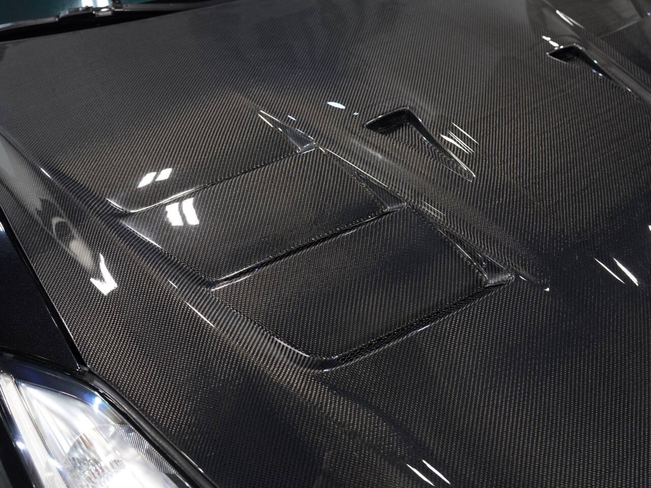 JET BLACK, 2016 NISSAN GT-R Image 13