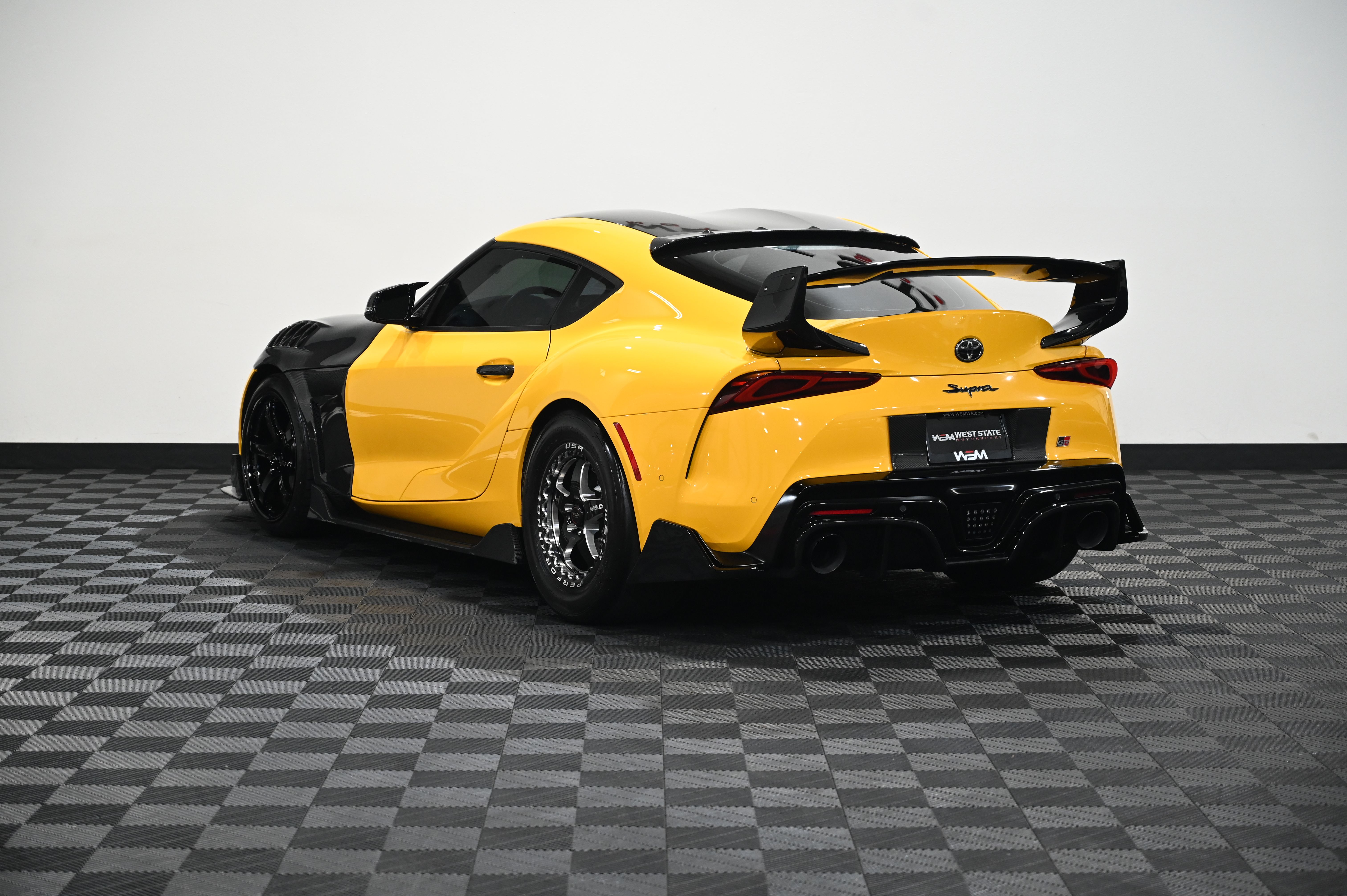 GRAY, 2022 TOYOTA GR SUPRA Image 8