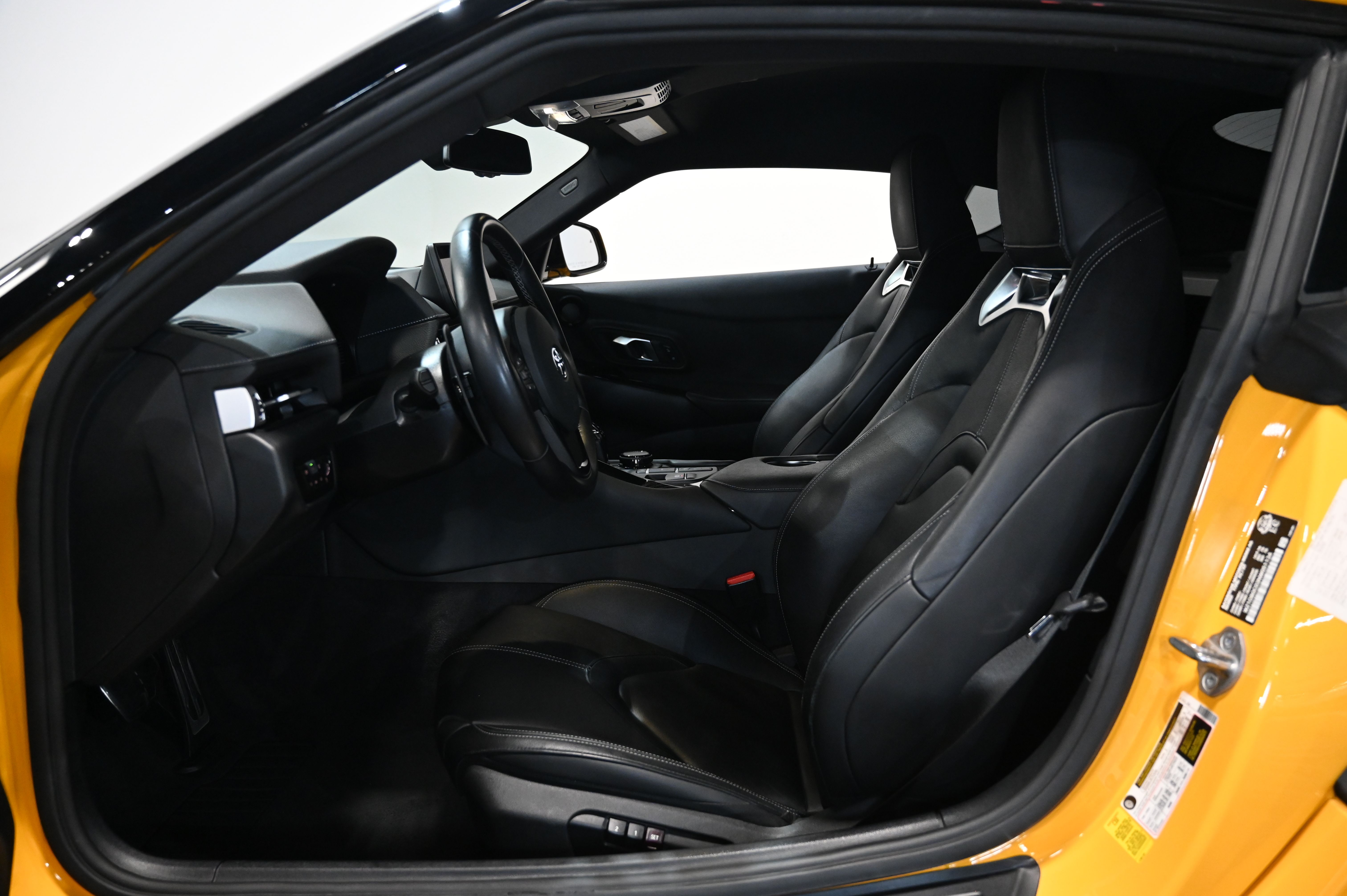 GRAY, 2022 TOYOTA GR SUPRA Image 28