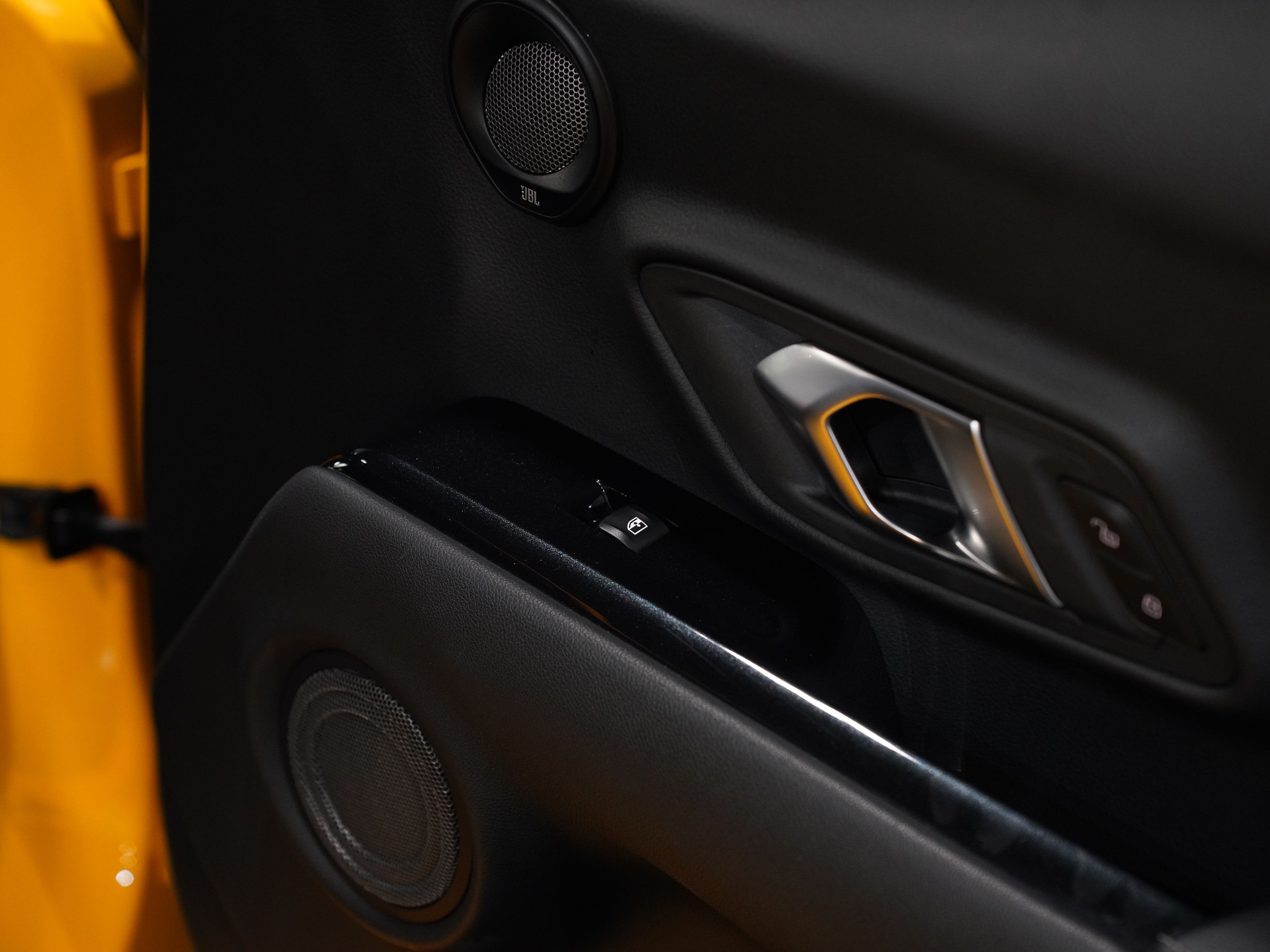 YELLOW, 2022 TOYOTA GR SUPRA Image 31