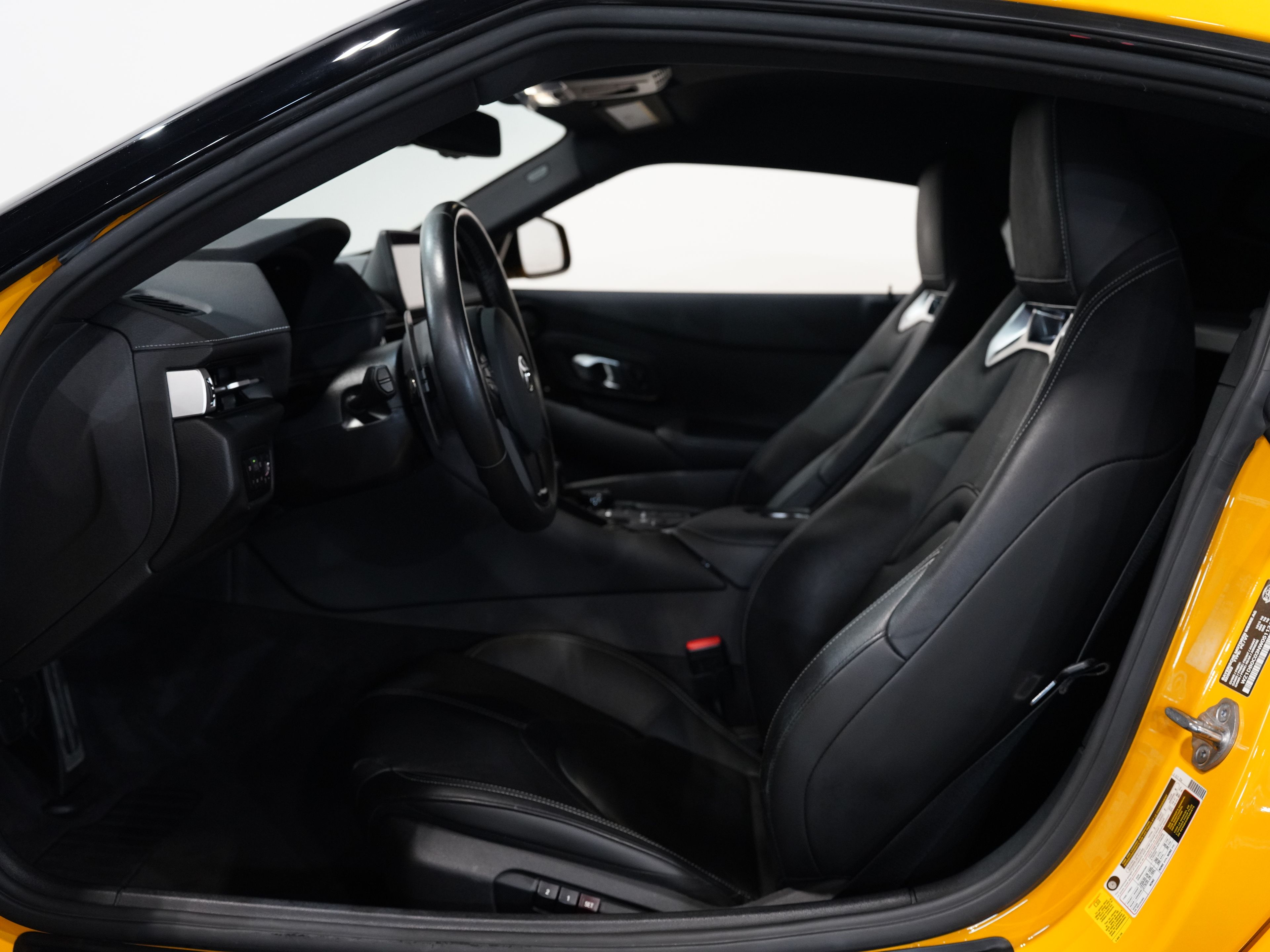 YELLOW, 2022 TOYOTA GR SUPRA Image 34