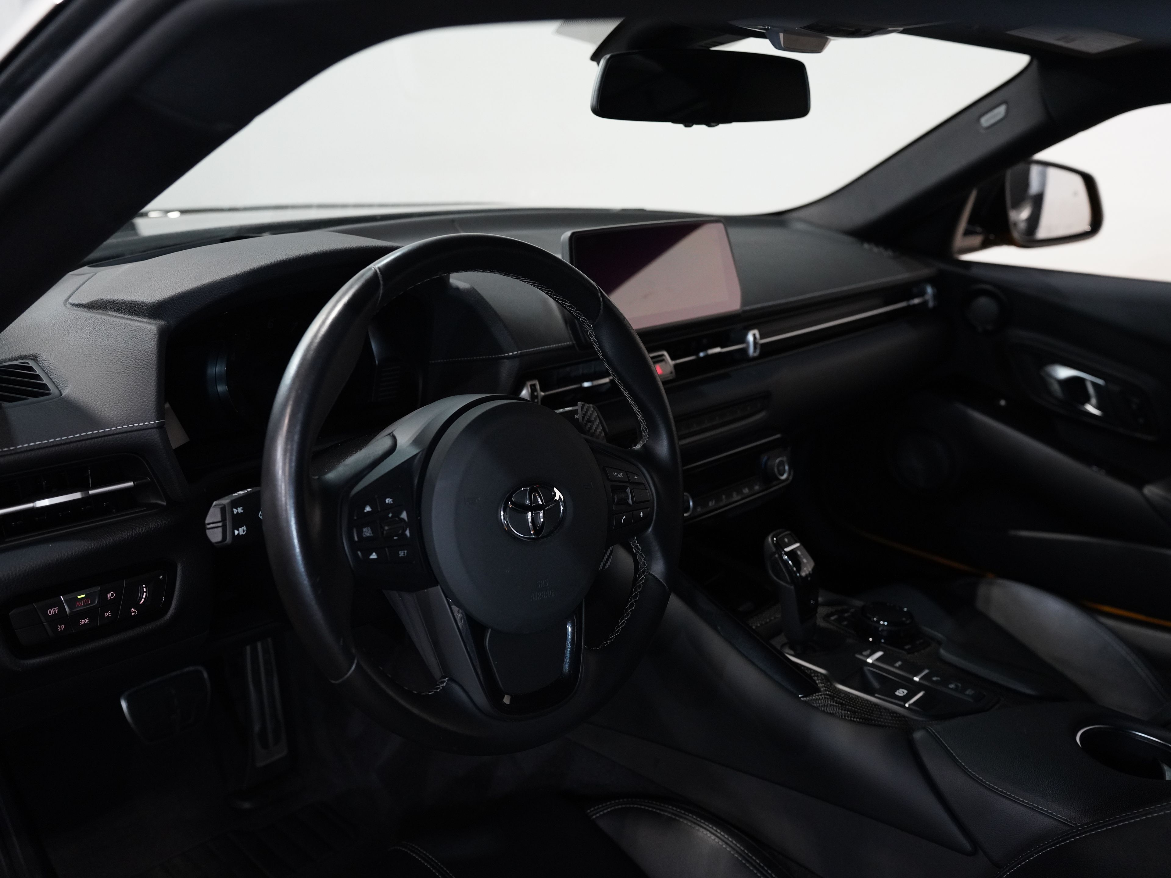 YELLOW, 2022 TOYOTA GR SUPRA Image 35