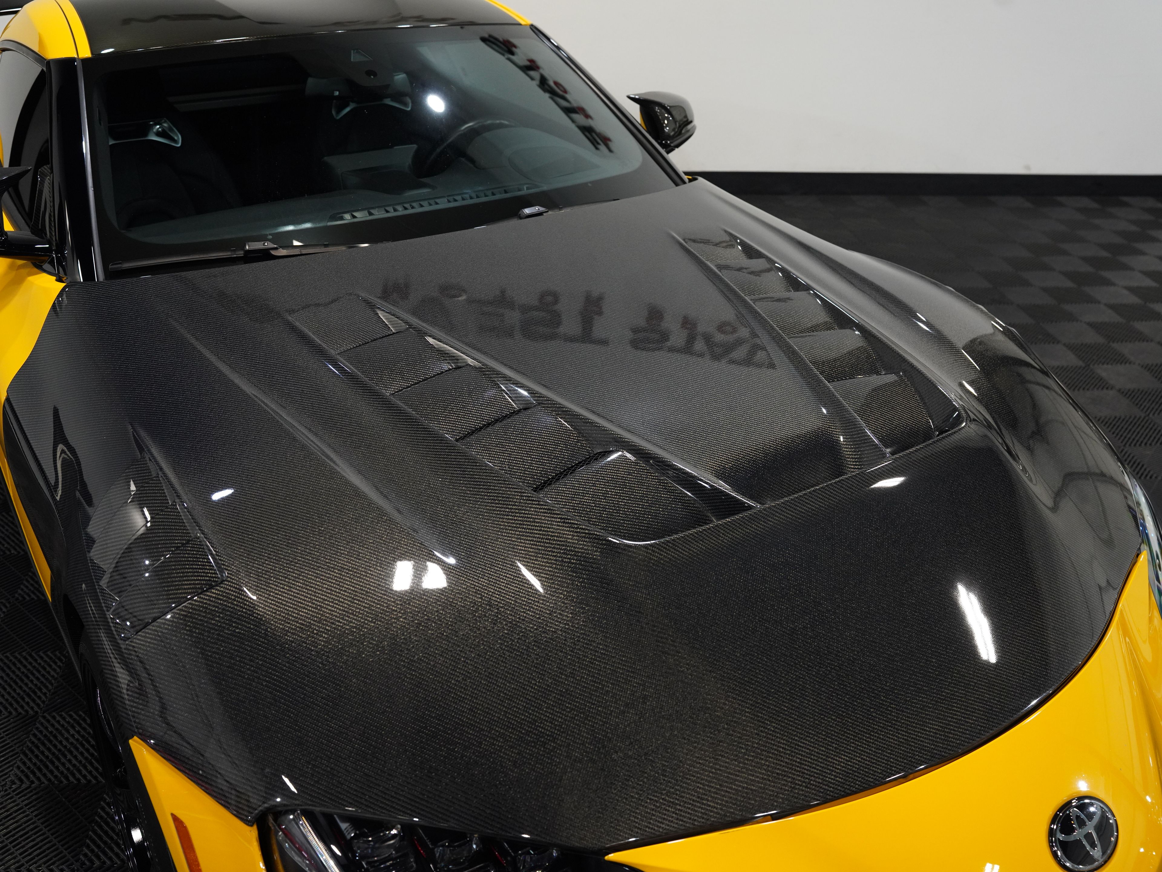 YELLOW, 2022 TOYOTA GR SUPRA Image 12