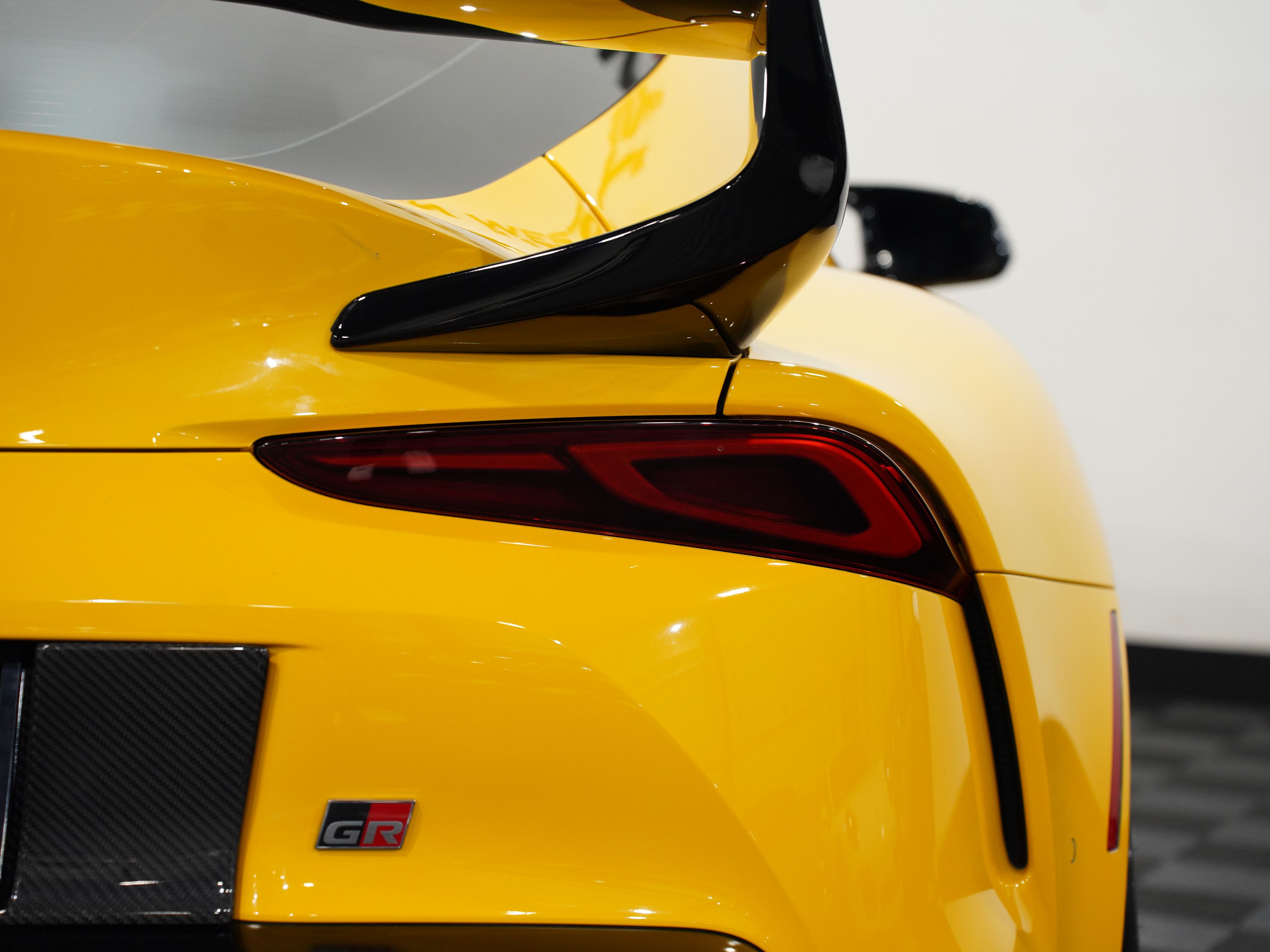 YELLOW, 2022 TOYOTA GR SUPRA Image 20