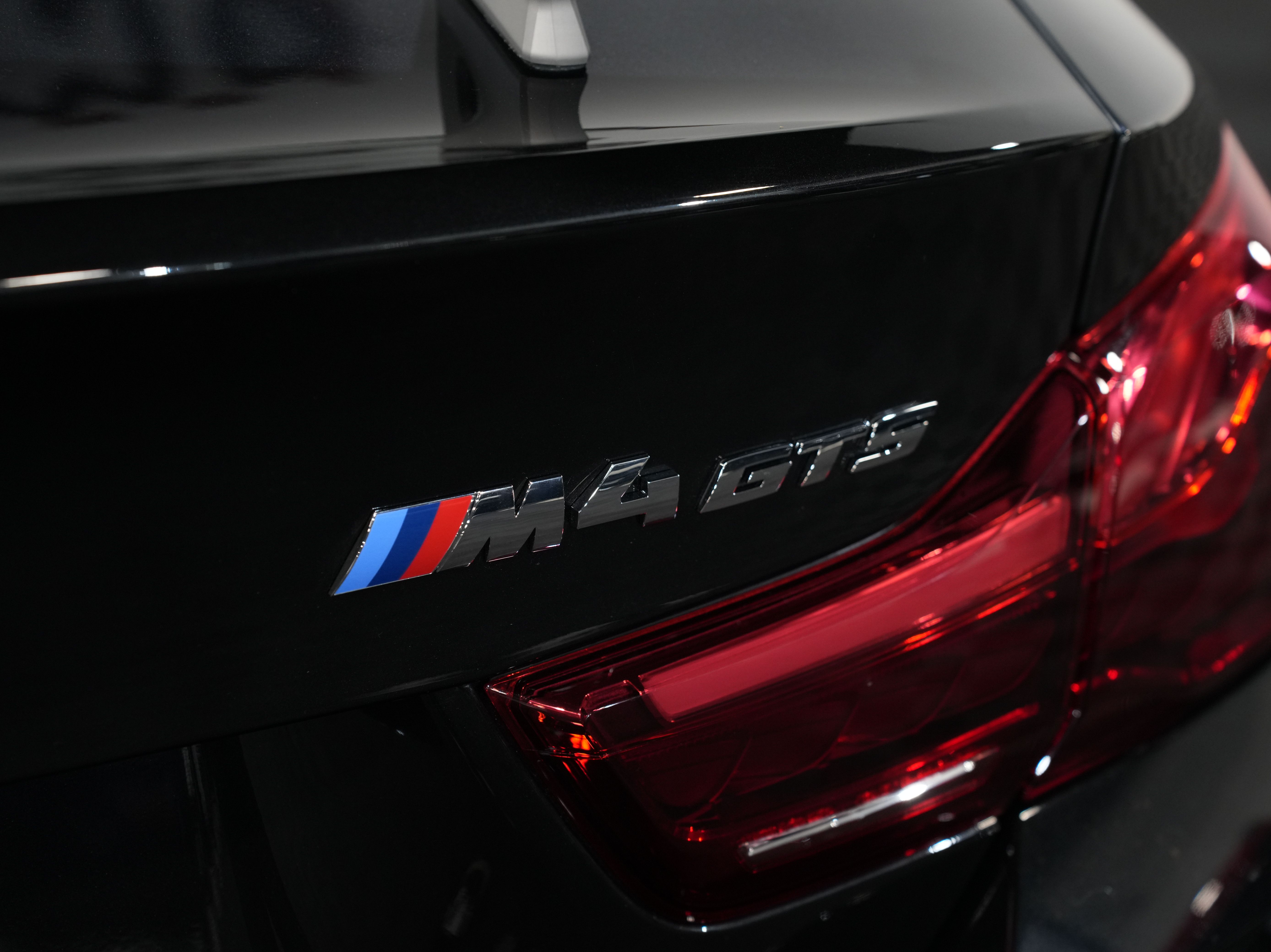 BLACK, 2016 BMW M4 Image 22