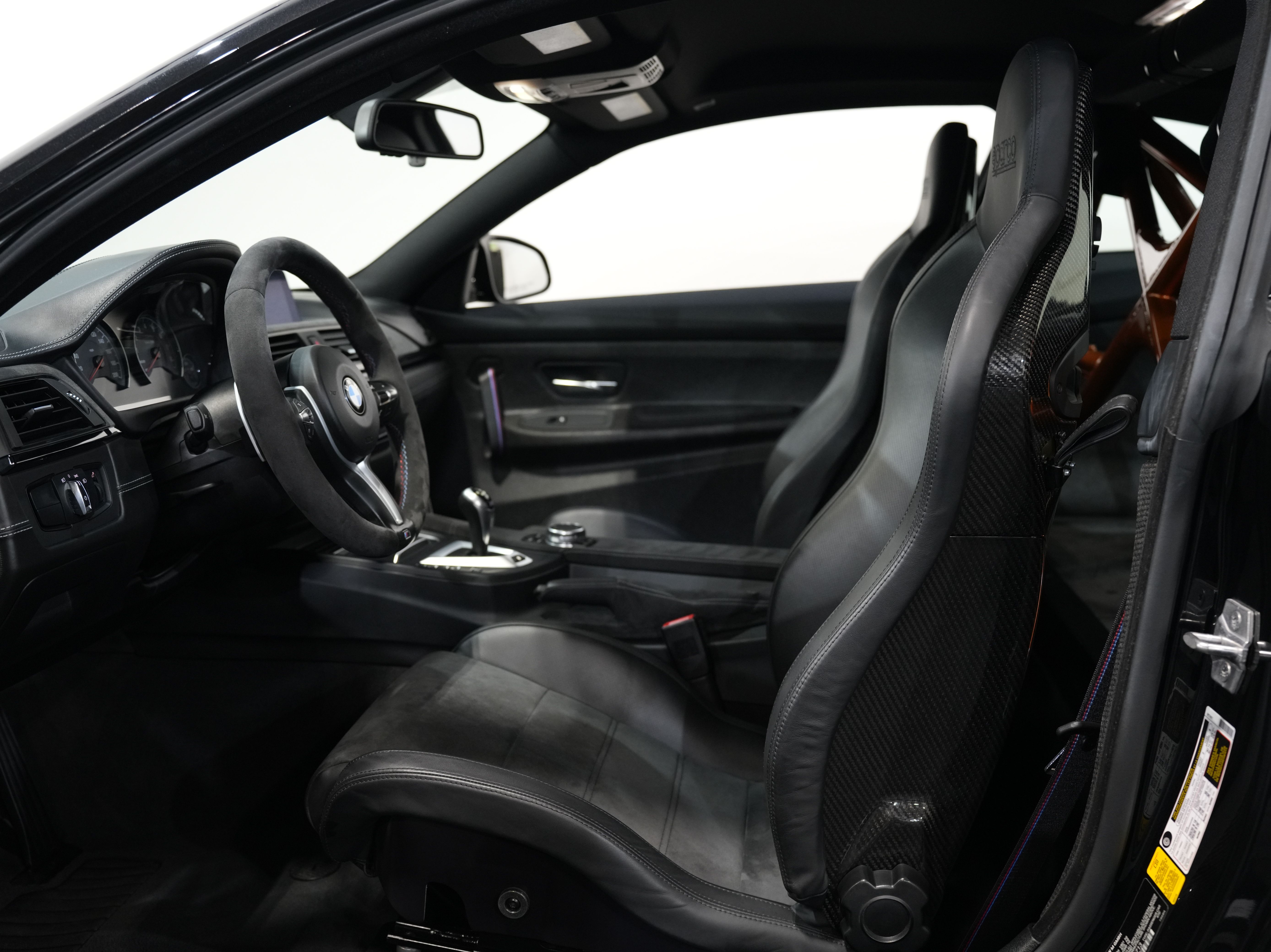 BLACK, 2016 BMW M4 Image 33