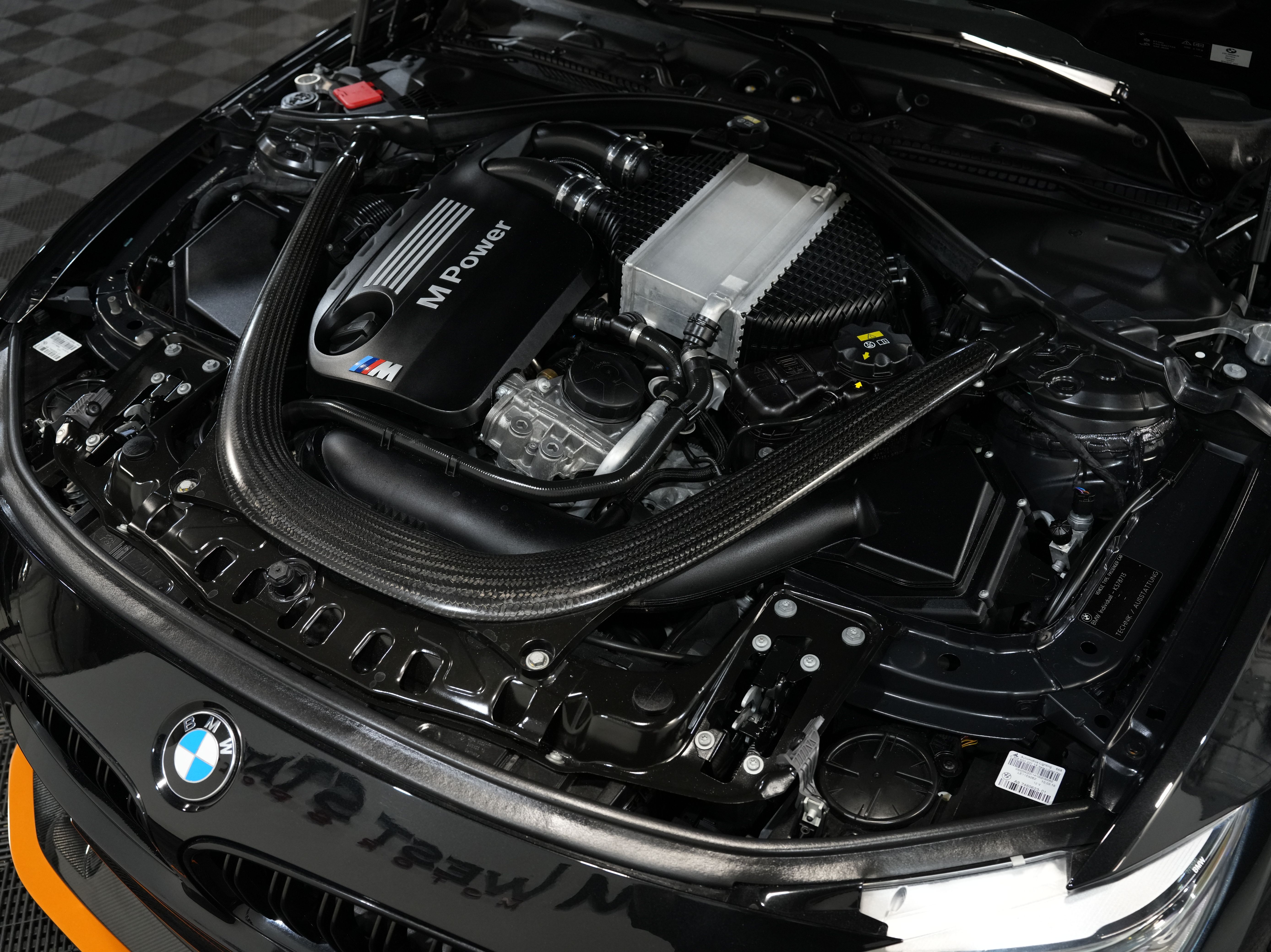 BLACK, 2016 BMW M4 Image 51