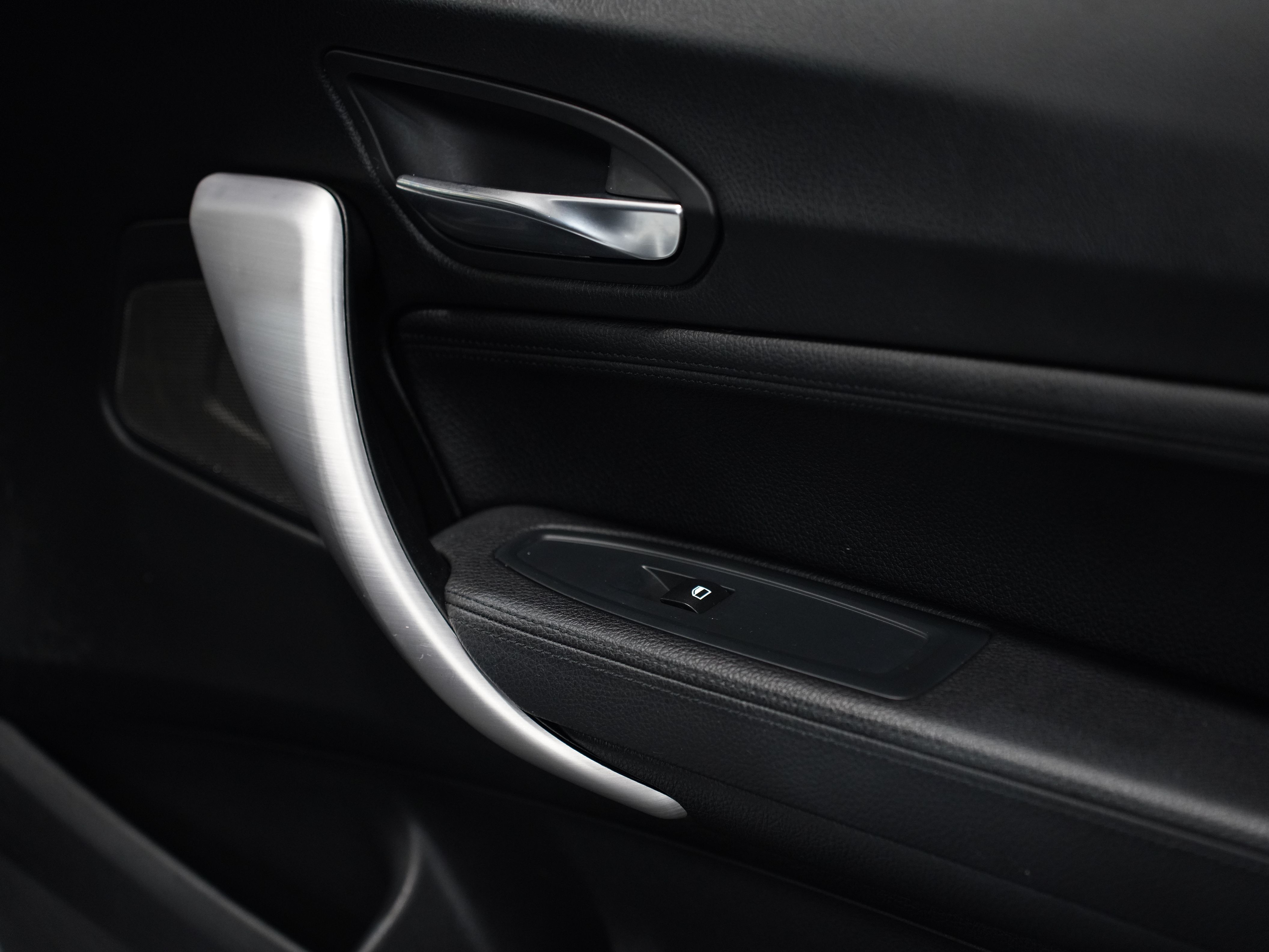 WHITE, 2017 BMW 2 SERIES Image 22