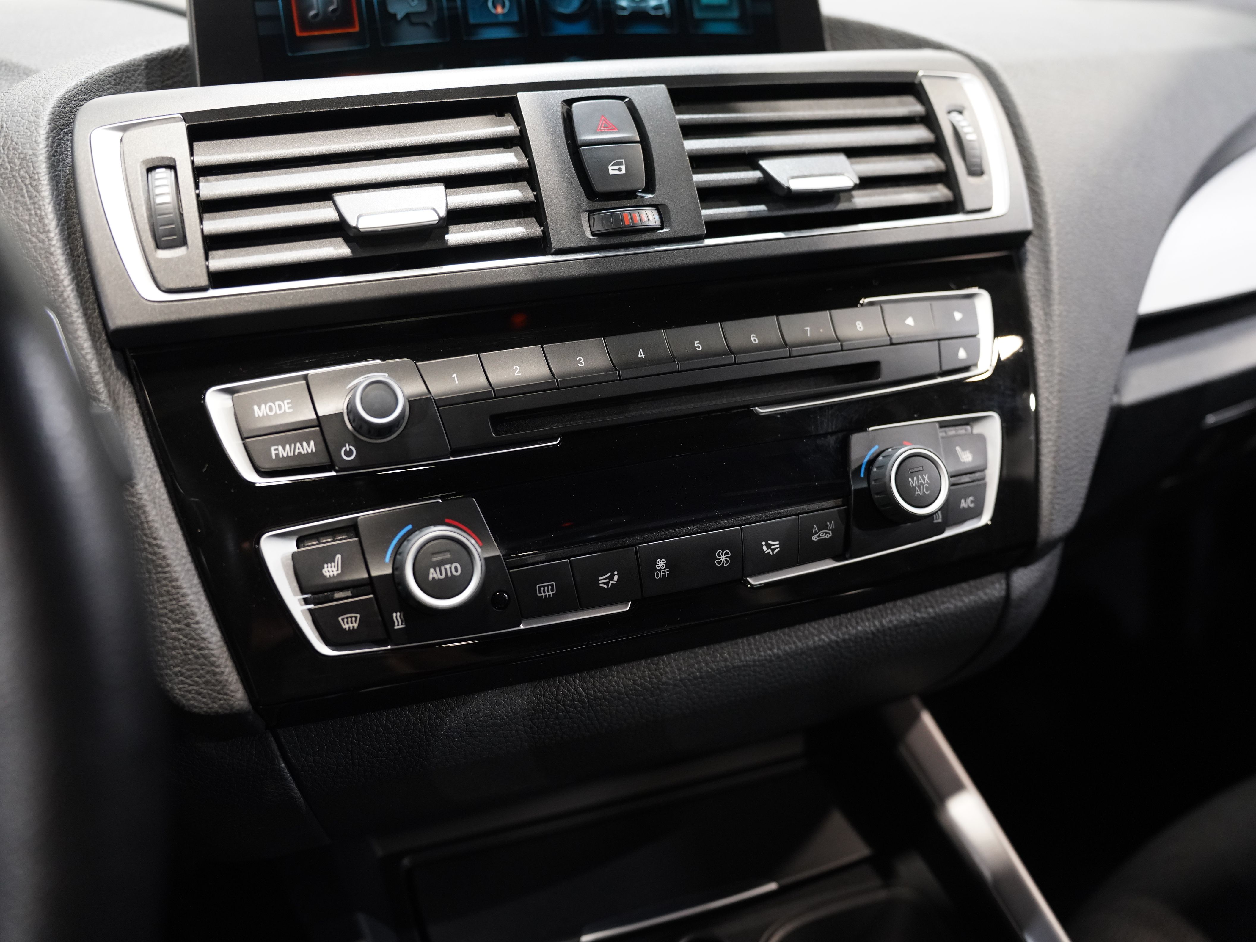 WHITE, 2017 BMW 2 SERIES Image 35