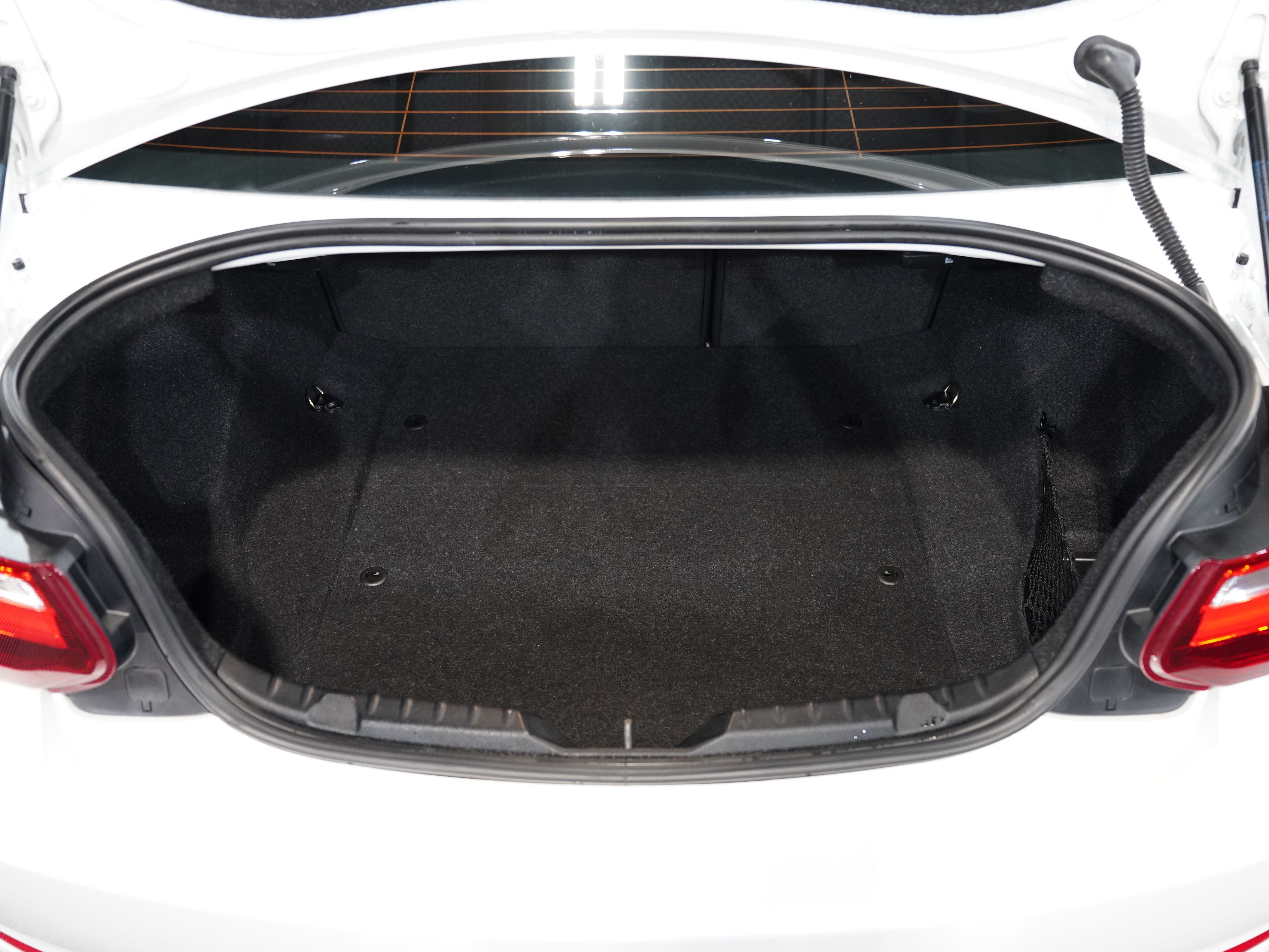WHITE, 2017 BMW 2 SERIES Image 43