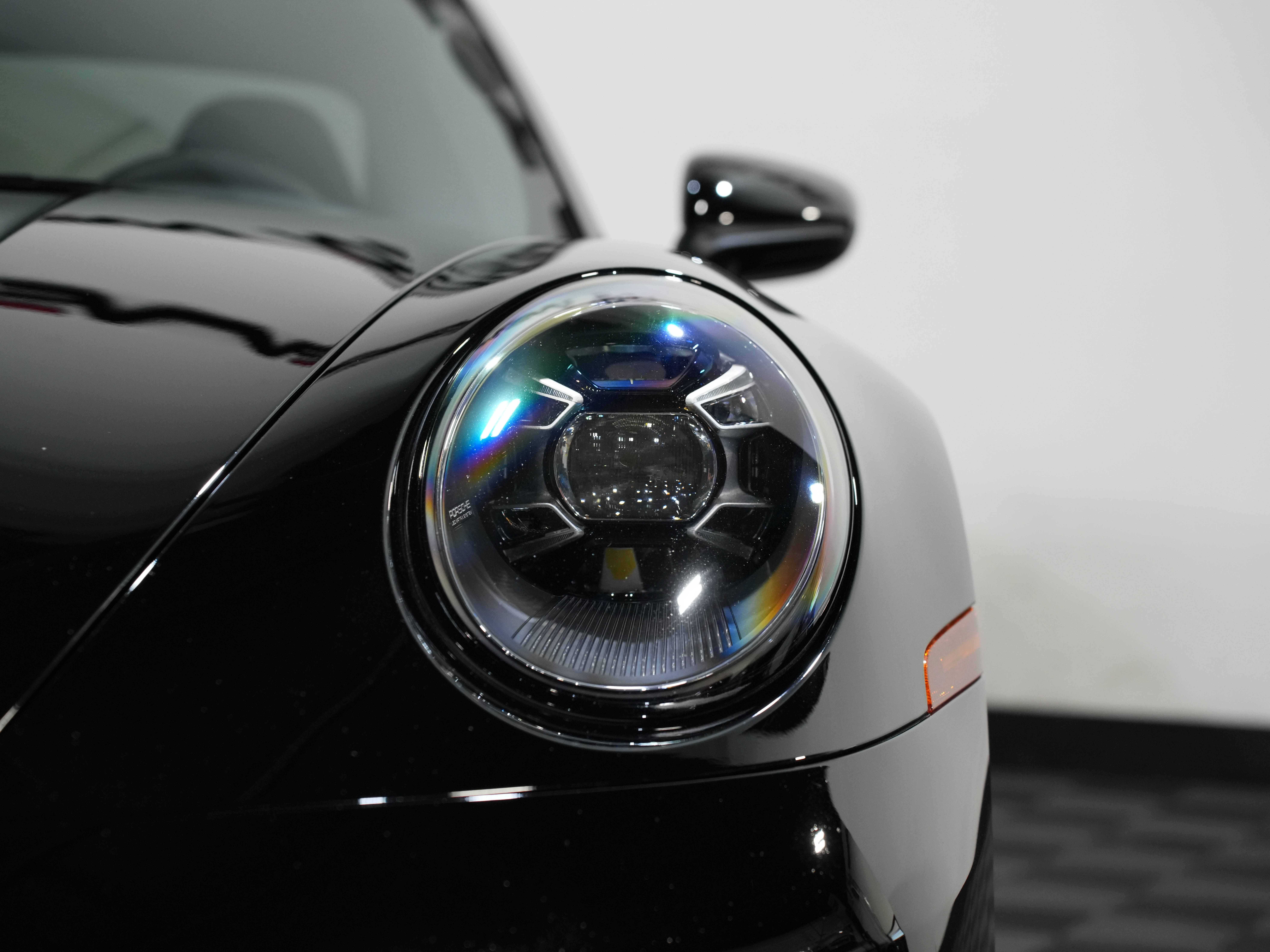 2020 PORSCHE 911 Image 10