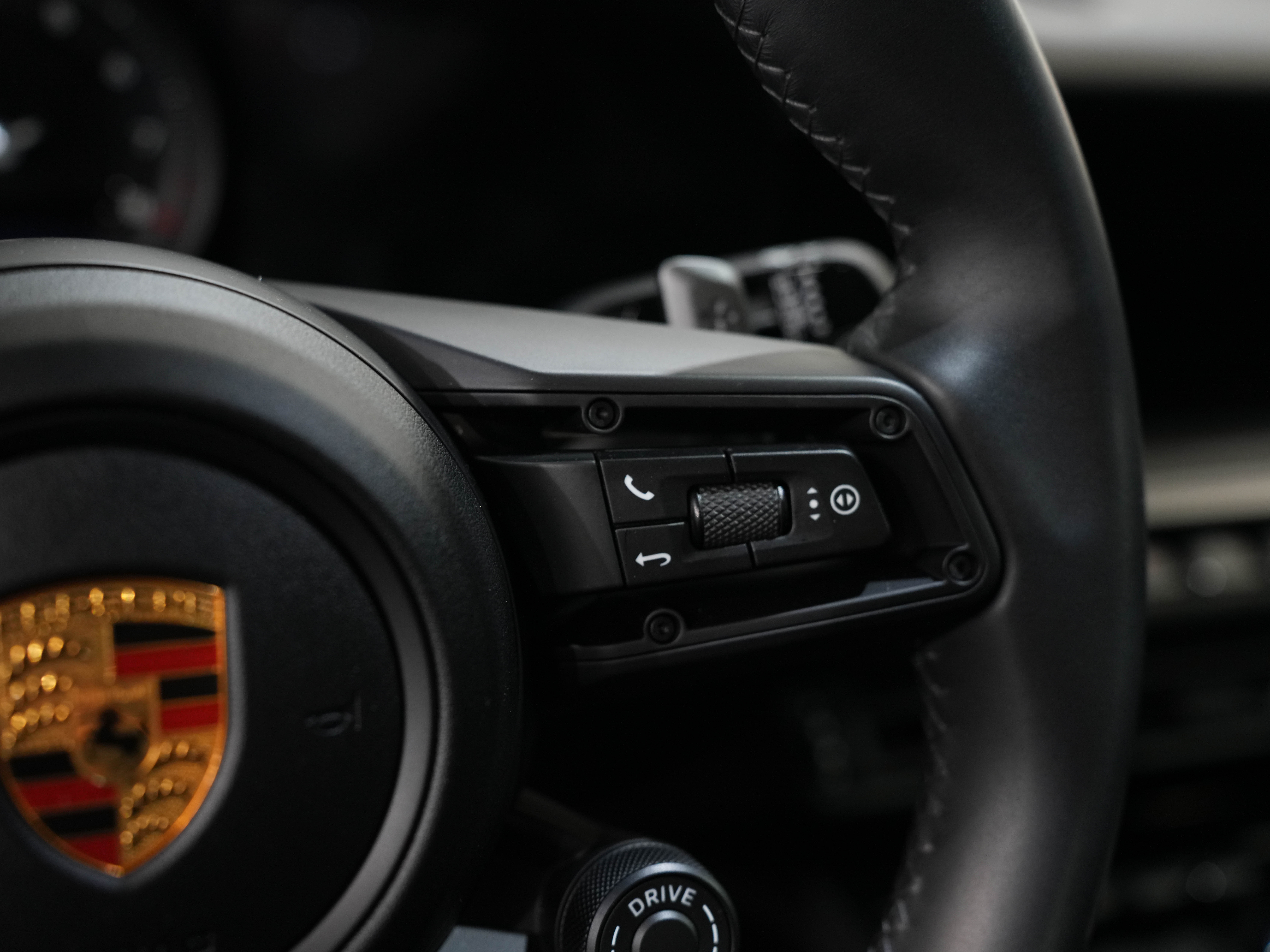 2020 PORSCHE 911 Image 37