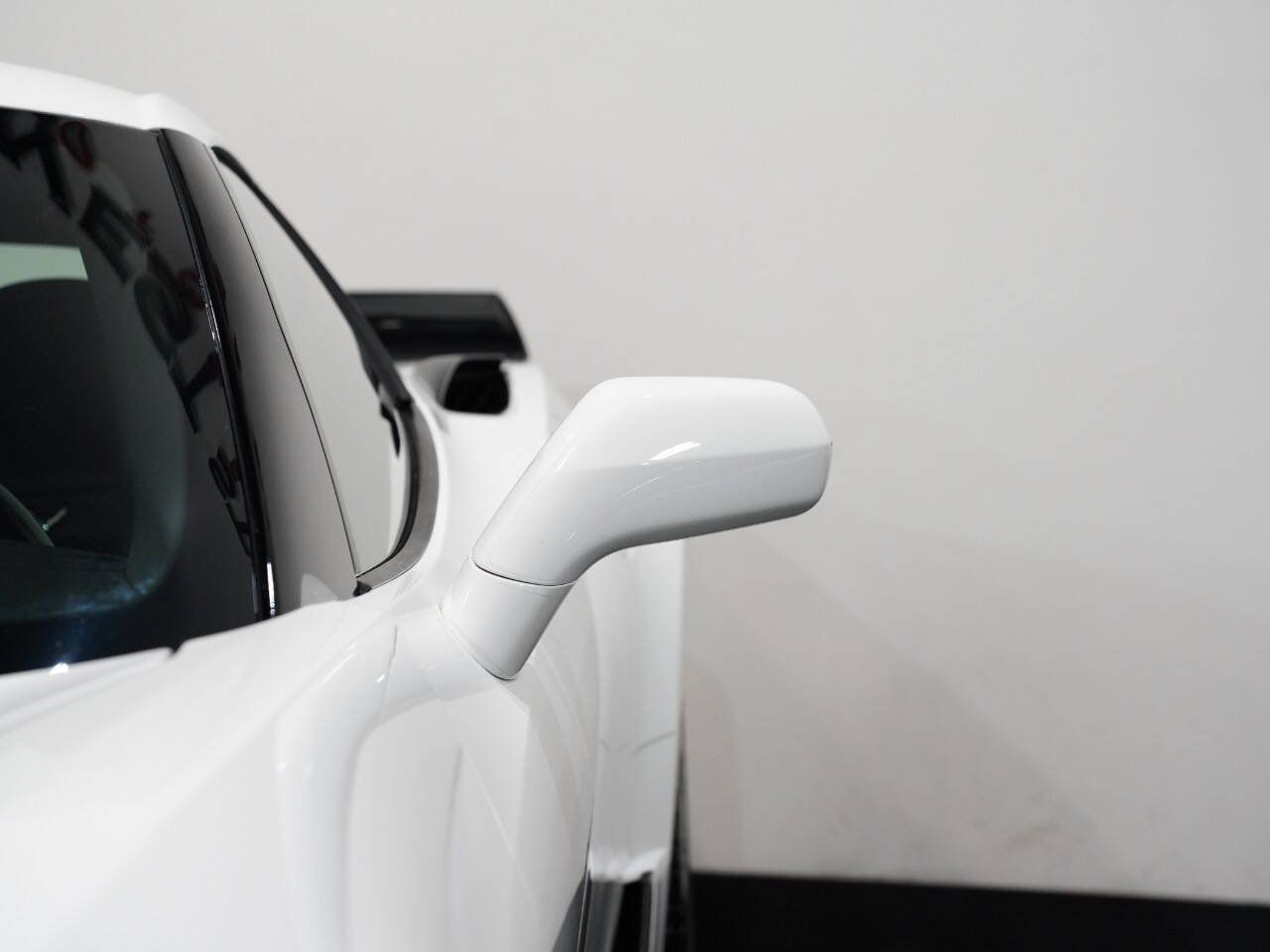 ARCTIC WHITE, 2017 CHEVROLET CORVETTE Image 11