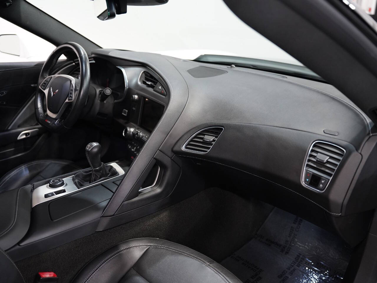 ARCTIC WHITE, 2017 CHEVROLET CORVETTE Image 33