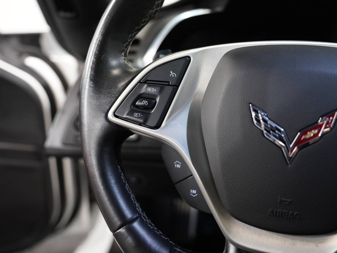 ARCTIC WHITE, 2017 CHEVROLET CORVETTE Image 35