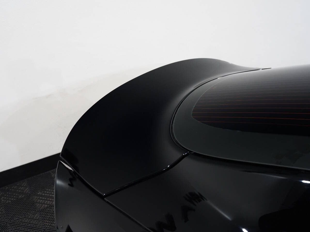 BLACK, 2013 SRT VIPER Image 15