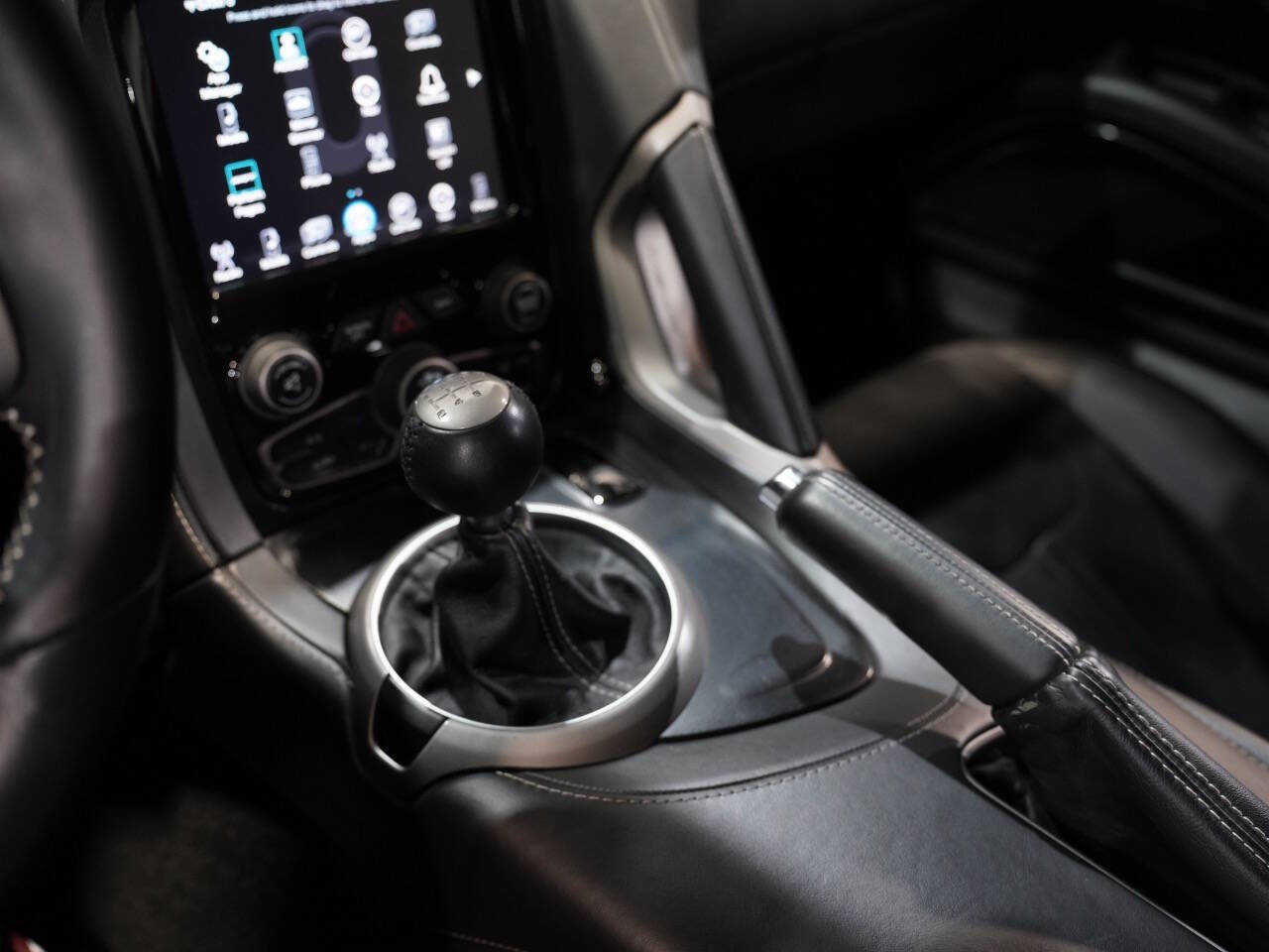 BLACK, 2013 SRT VIPER Image 42