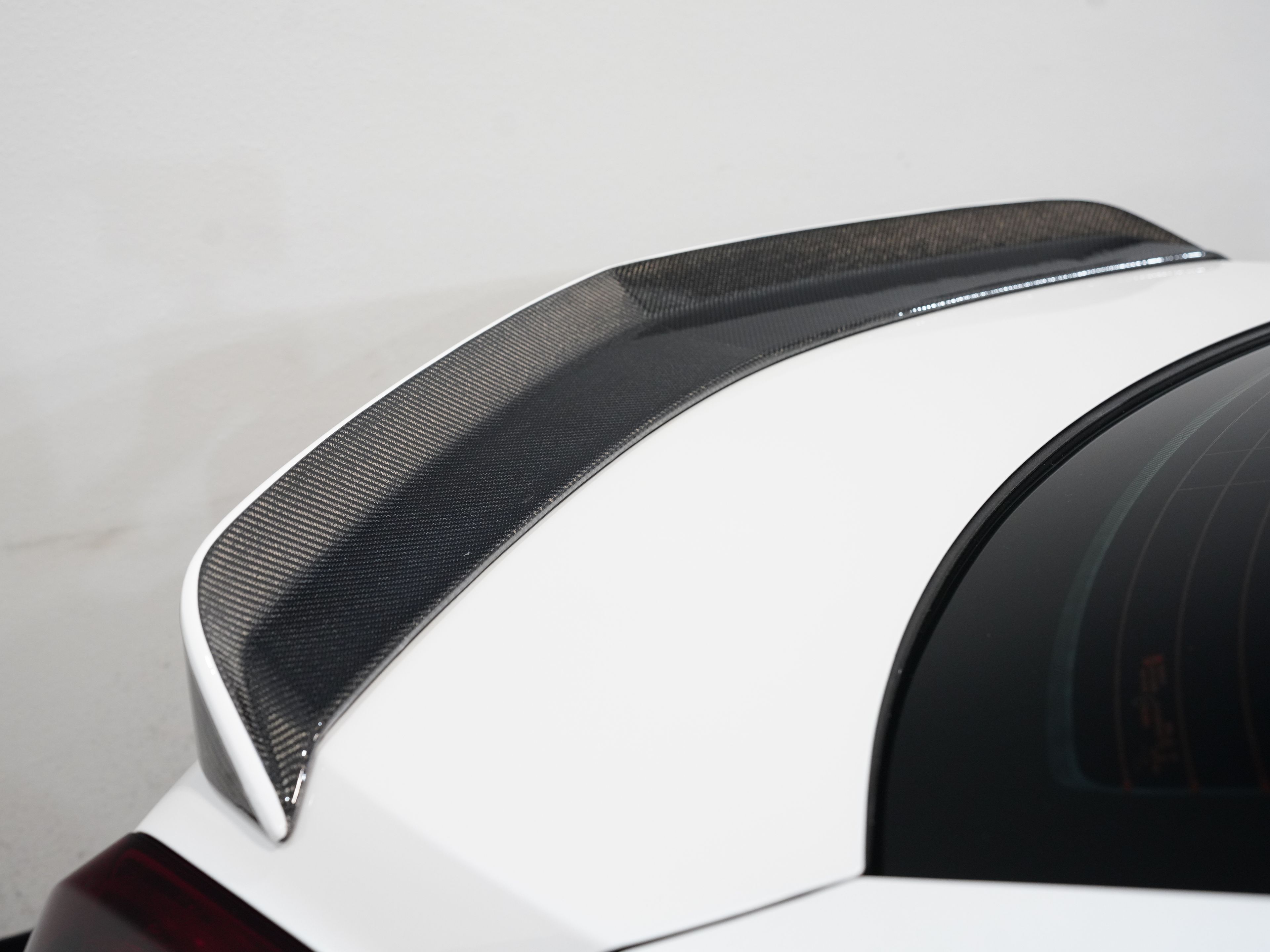 WHITE, 2017 CADILLAC CTS-V Image 15