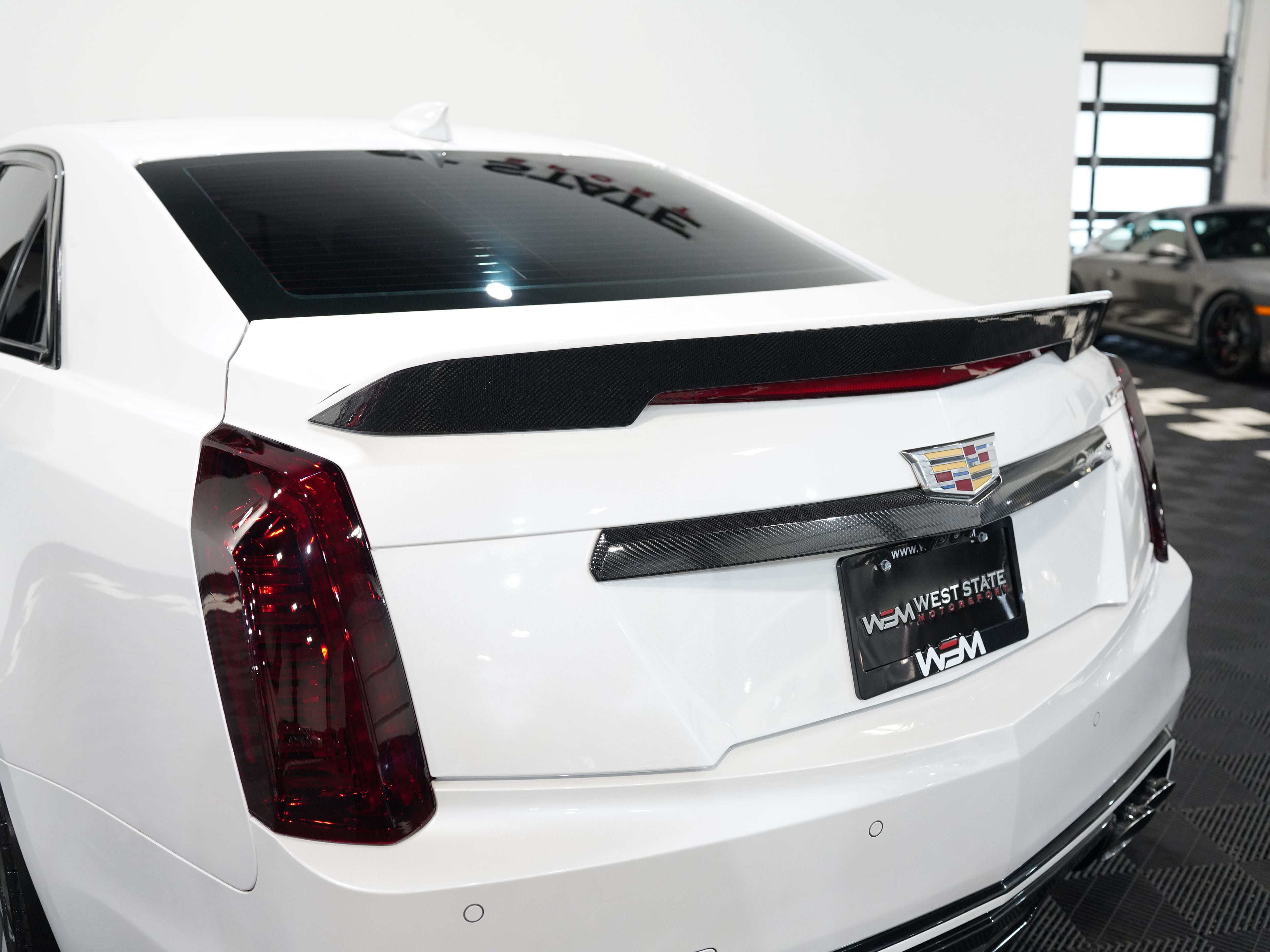 WHITE, 2017 CADILLAC CTS-V Image 20