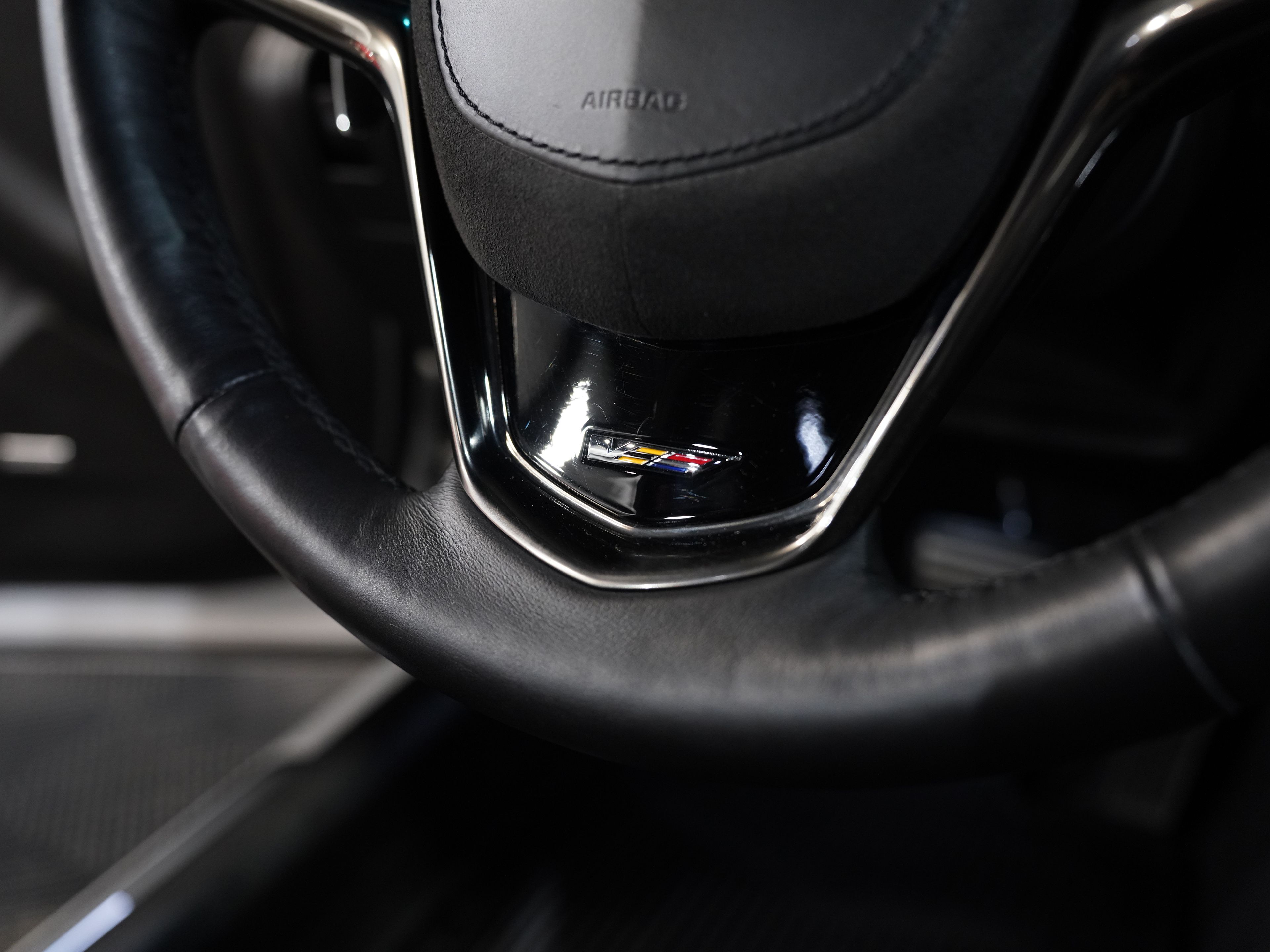 WHITE, 2017 CADILLAC CTS-V Image 47