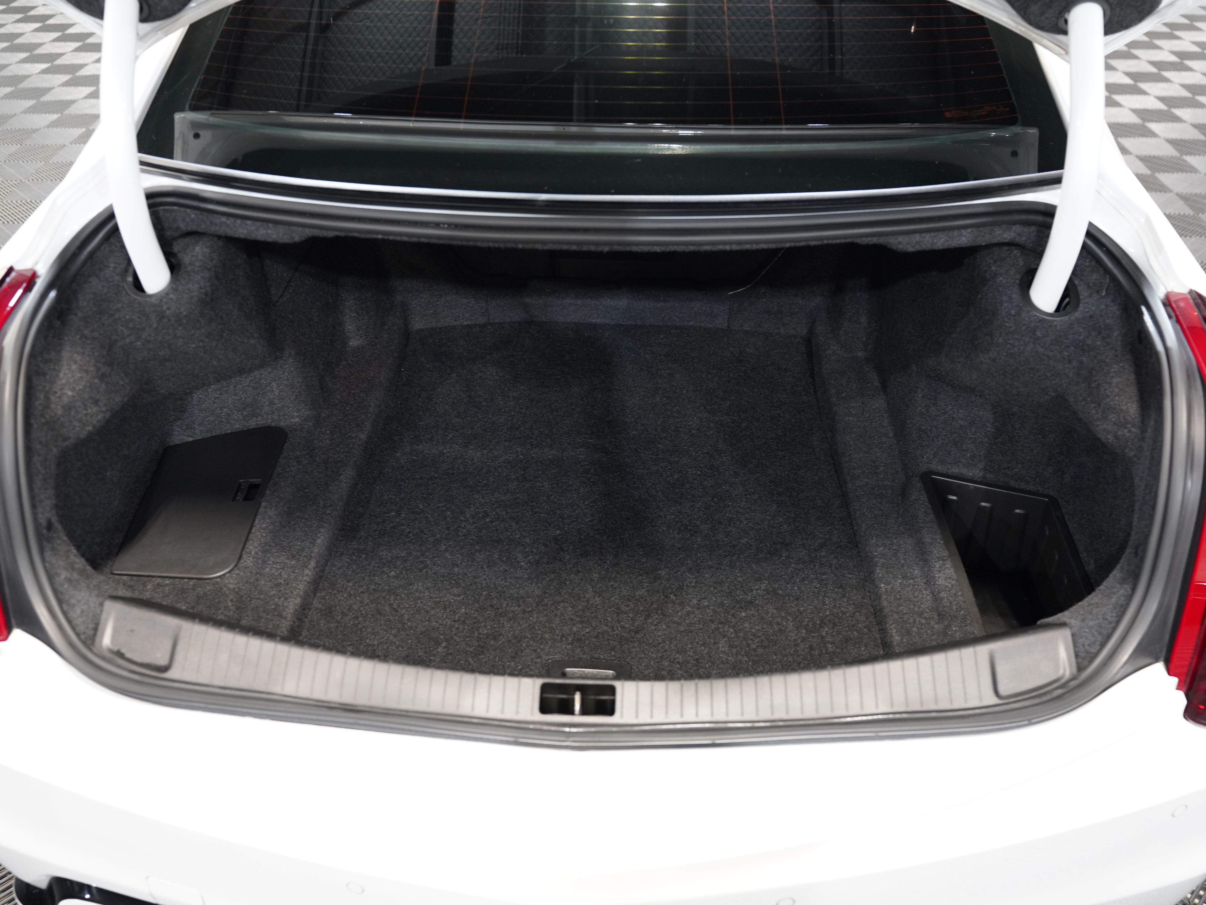 WHITE, 2017 CADILLAC CTS-V Image 61