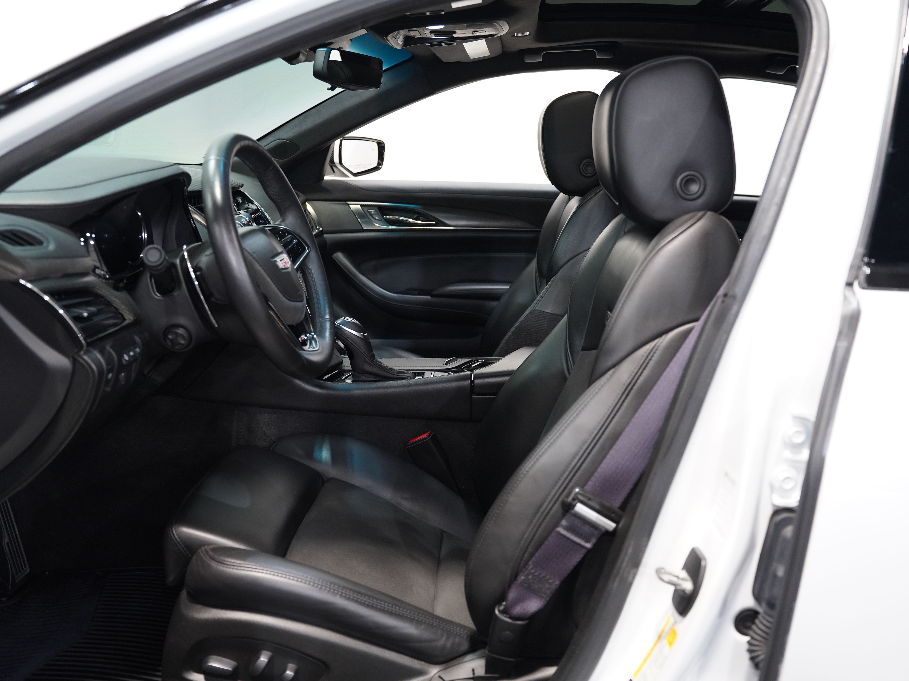 WHITE, 2017 CADILLAC CTS-V Image 34