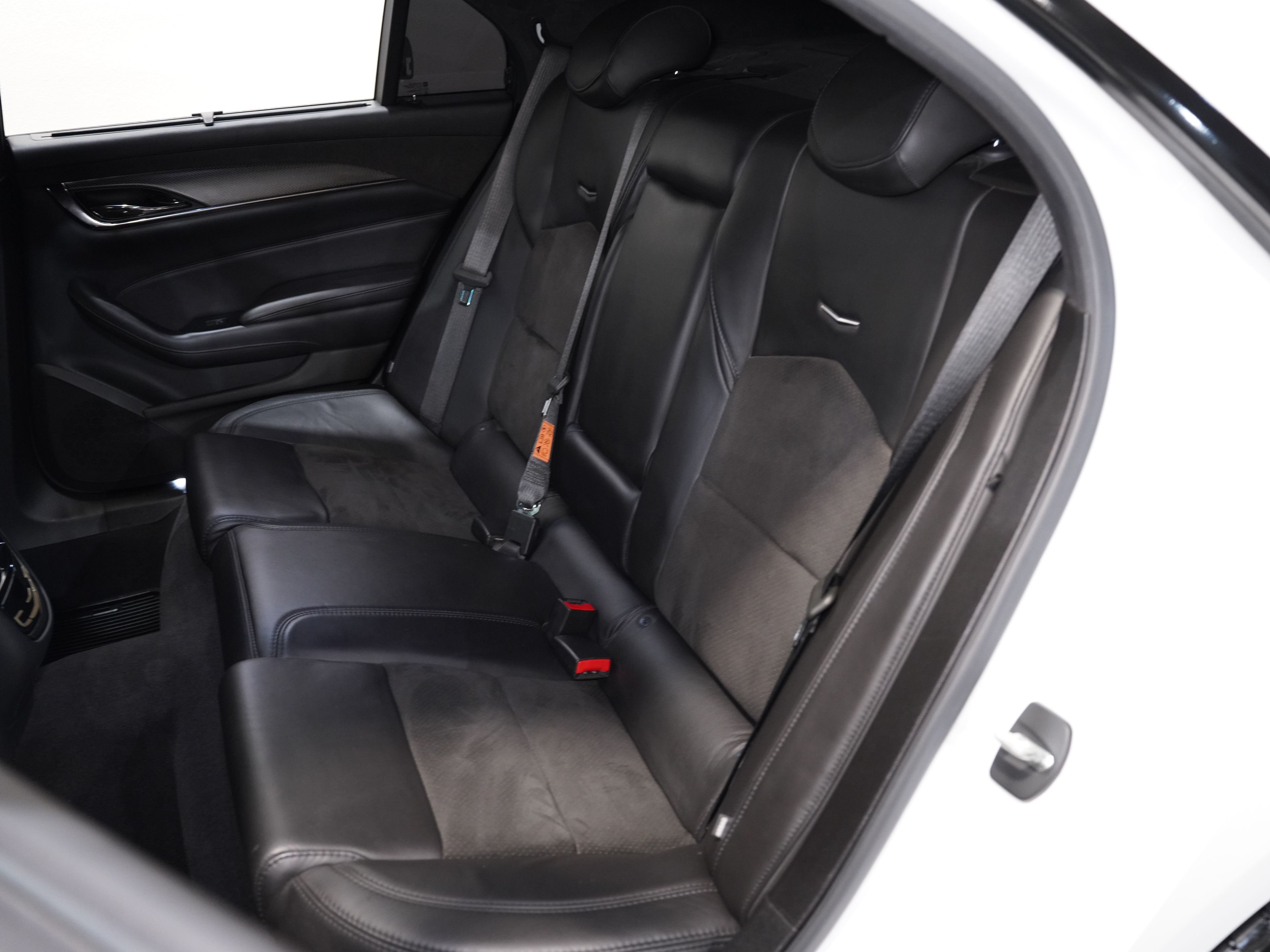 WHITE, 2017 CADILLAC CTS-V Image 39