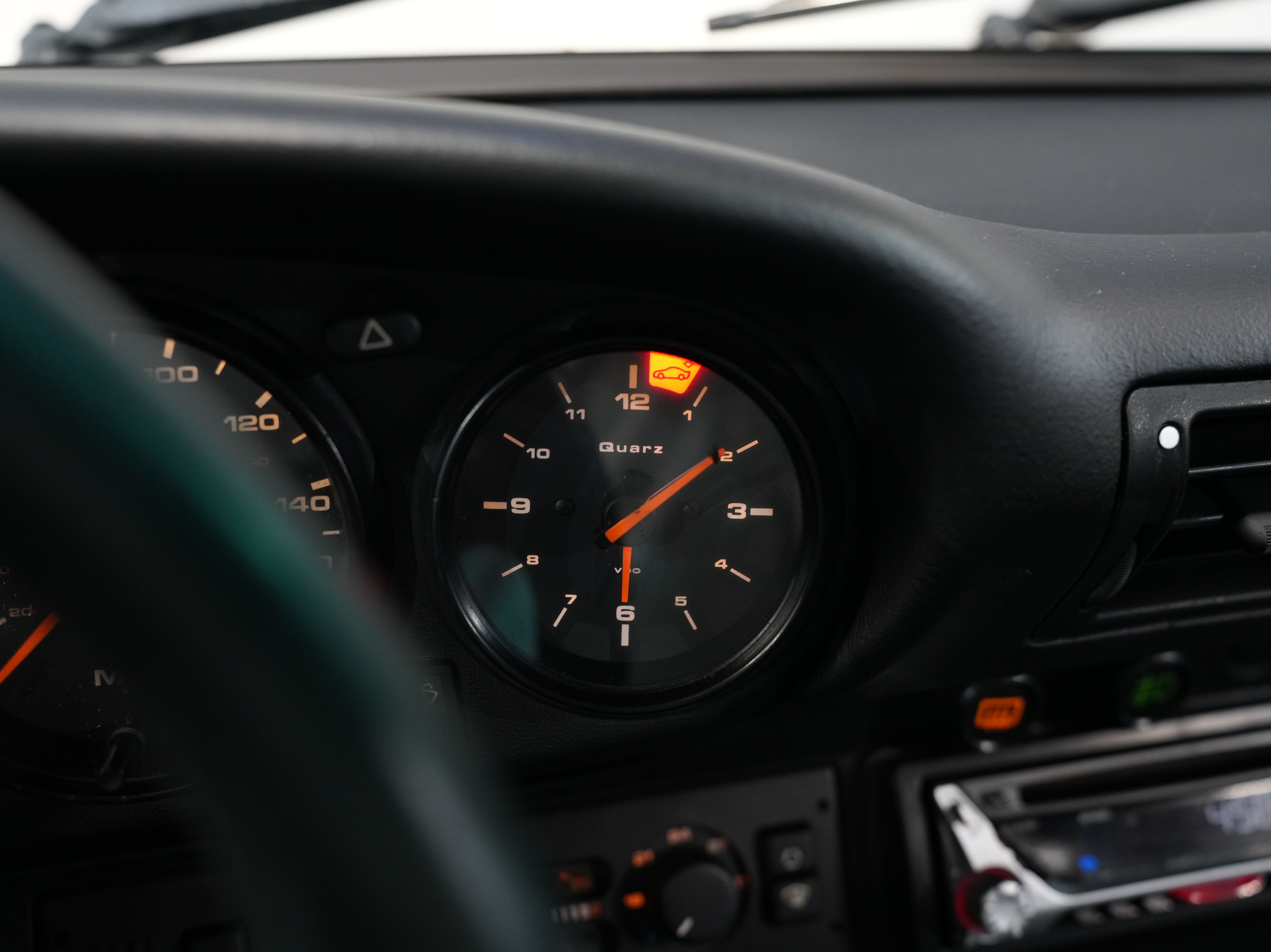 BLACK, 1991 PORSCHE 911 Image 38