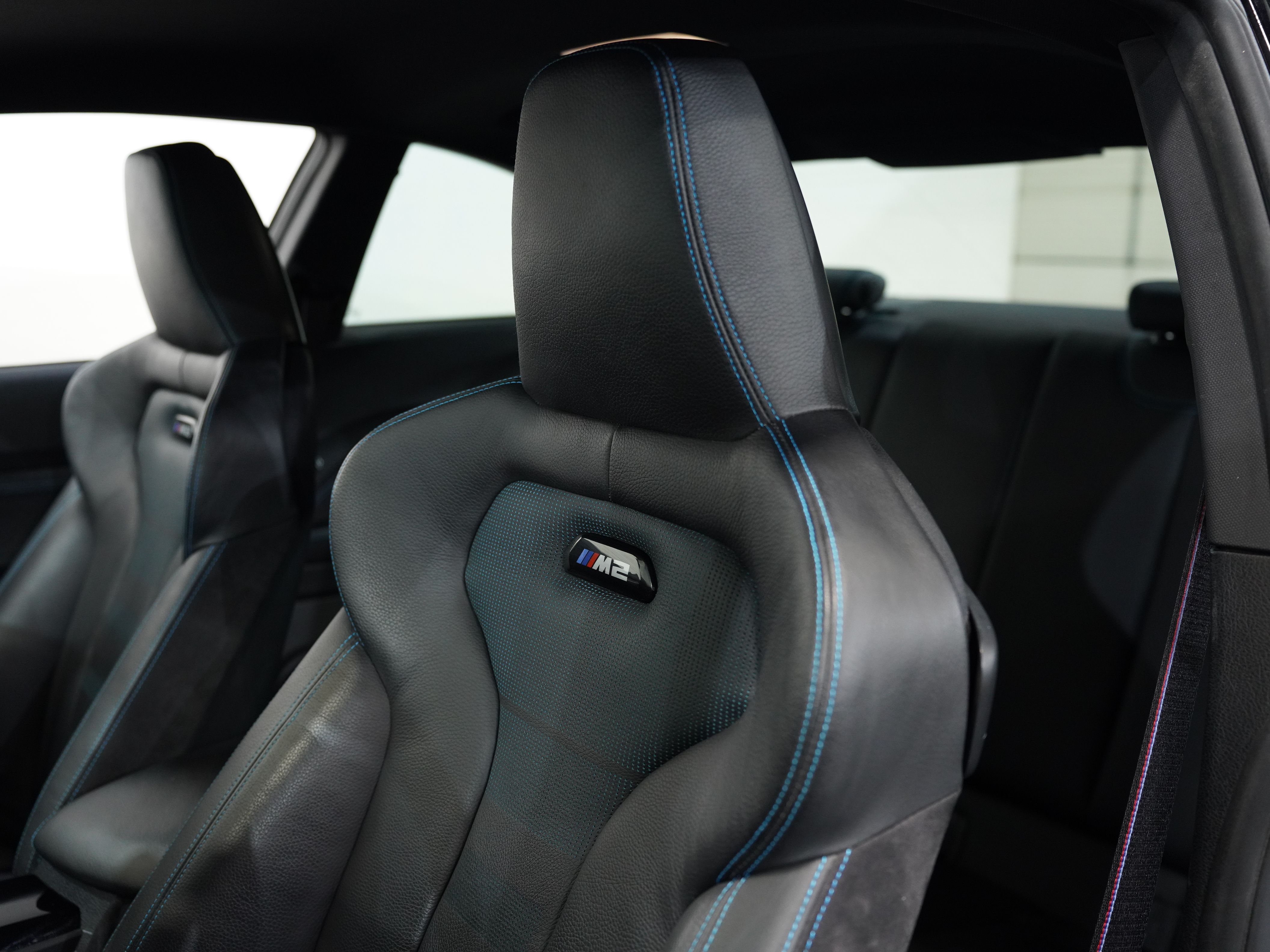 2020 BMW M2 Image 27