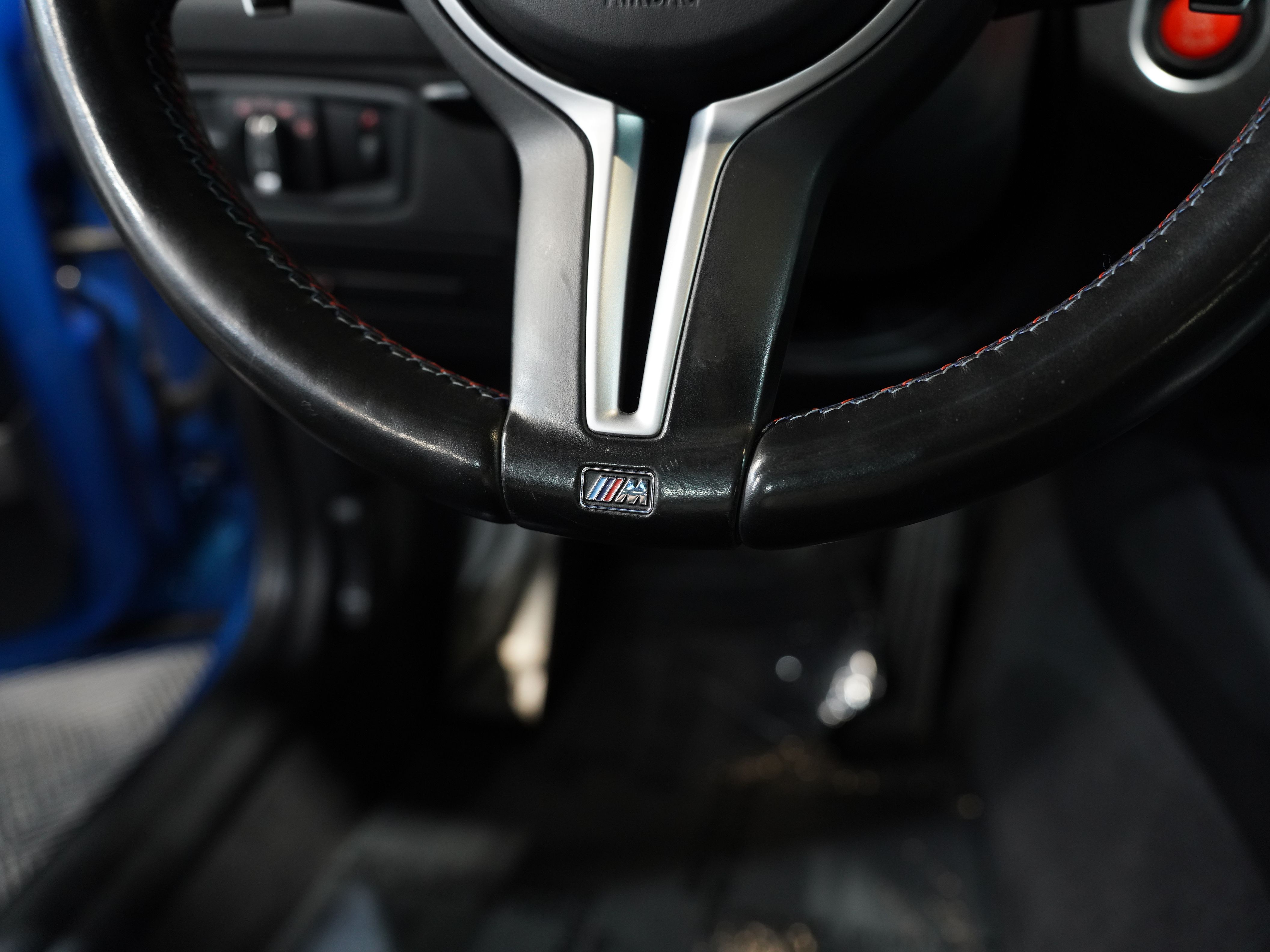 2020 BMW M2 Image 38