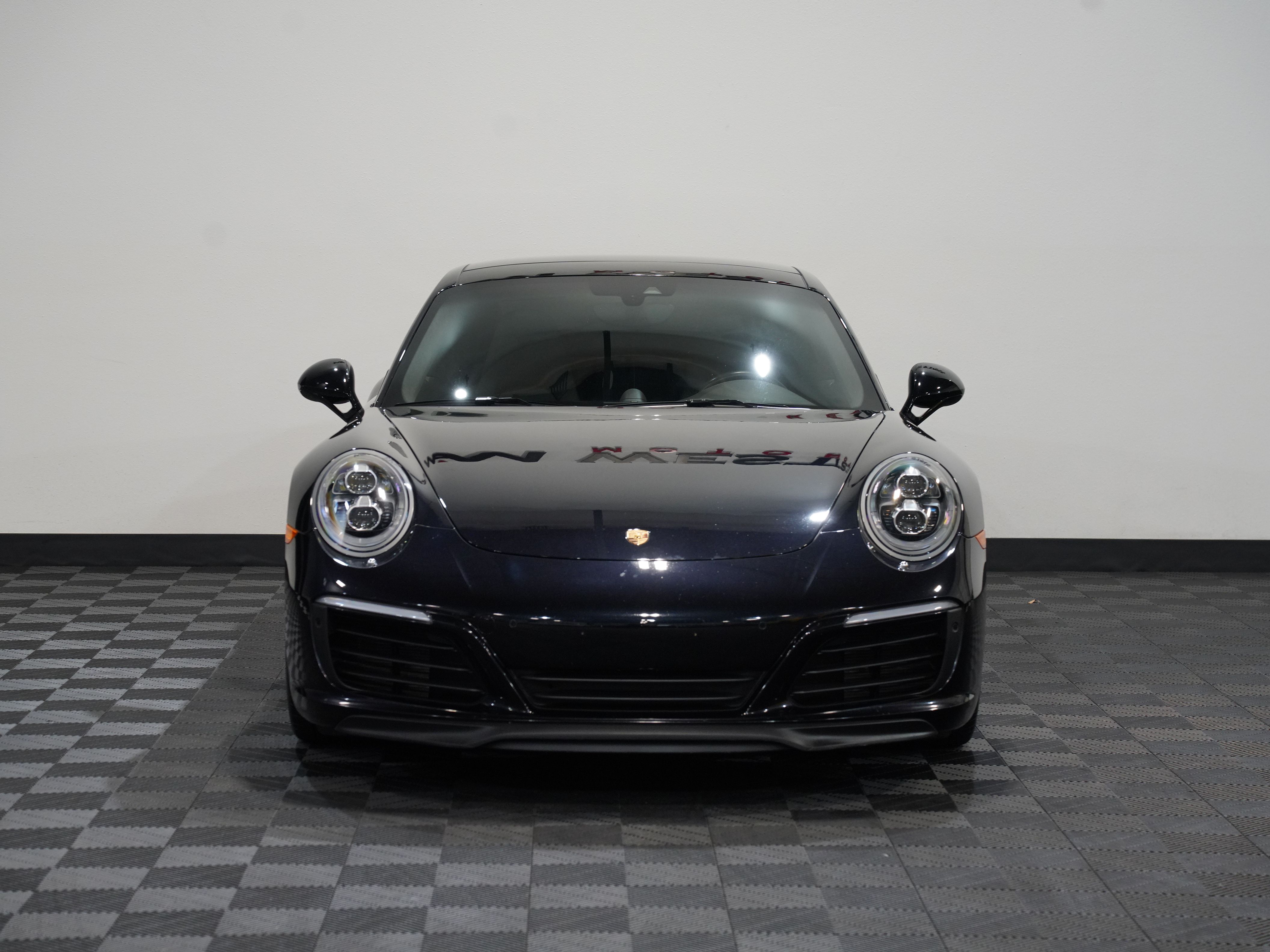 BLACK, 2017 PORSCHE 911 Image 4