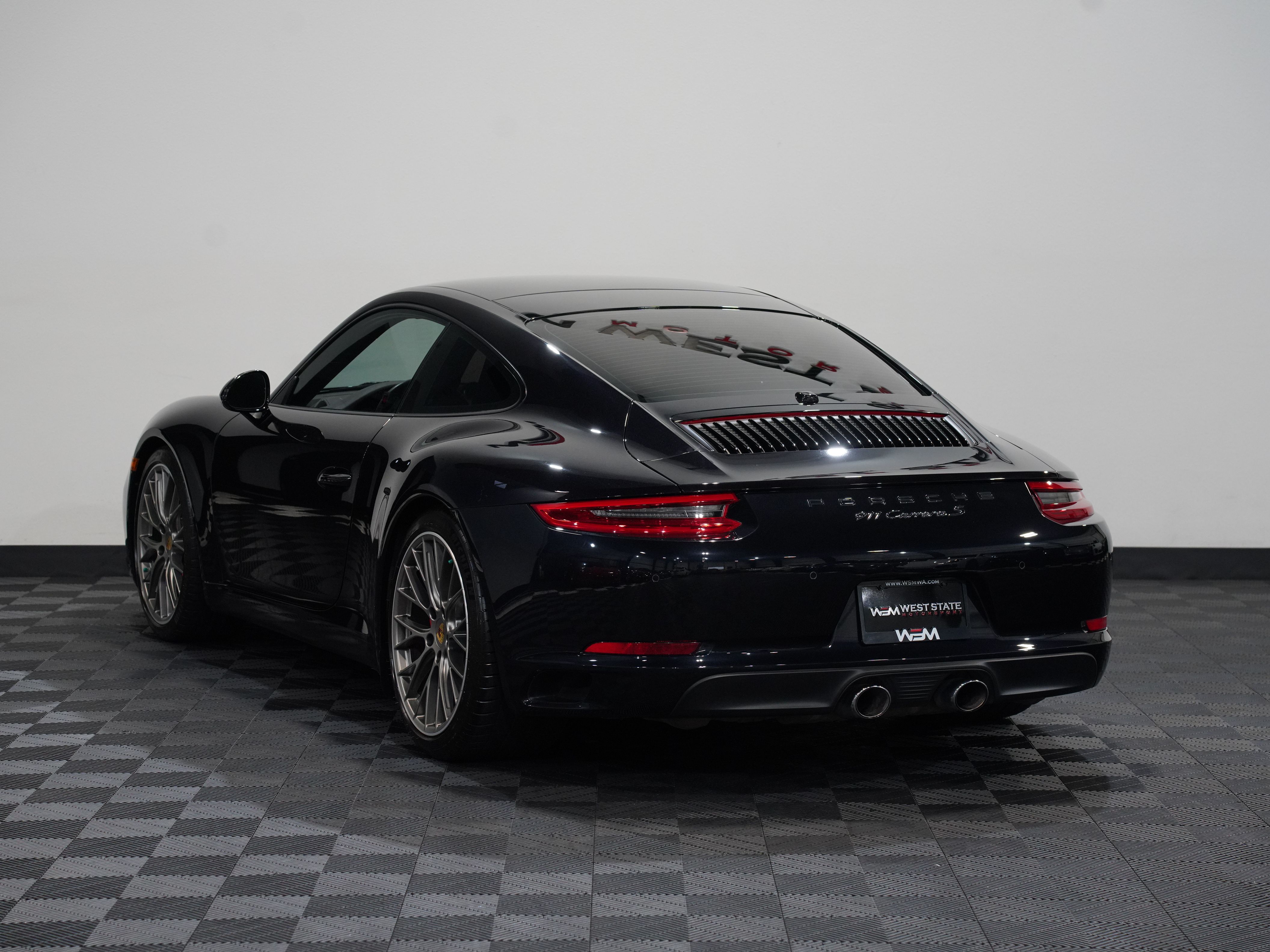BLACK, 2017 PORSCHE 911 Image 8