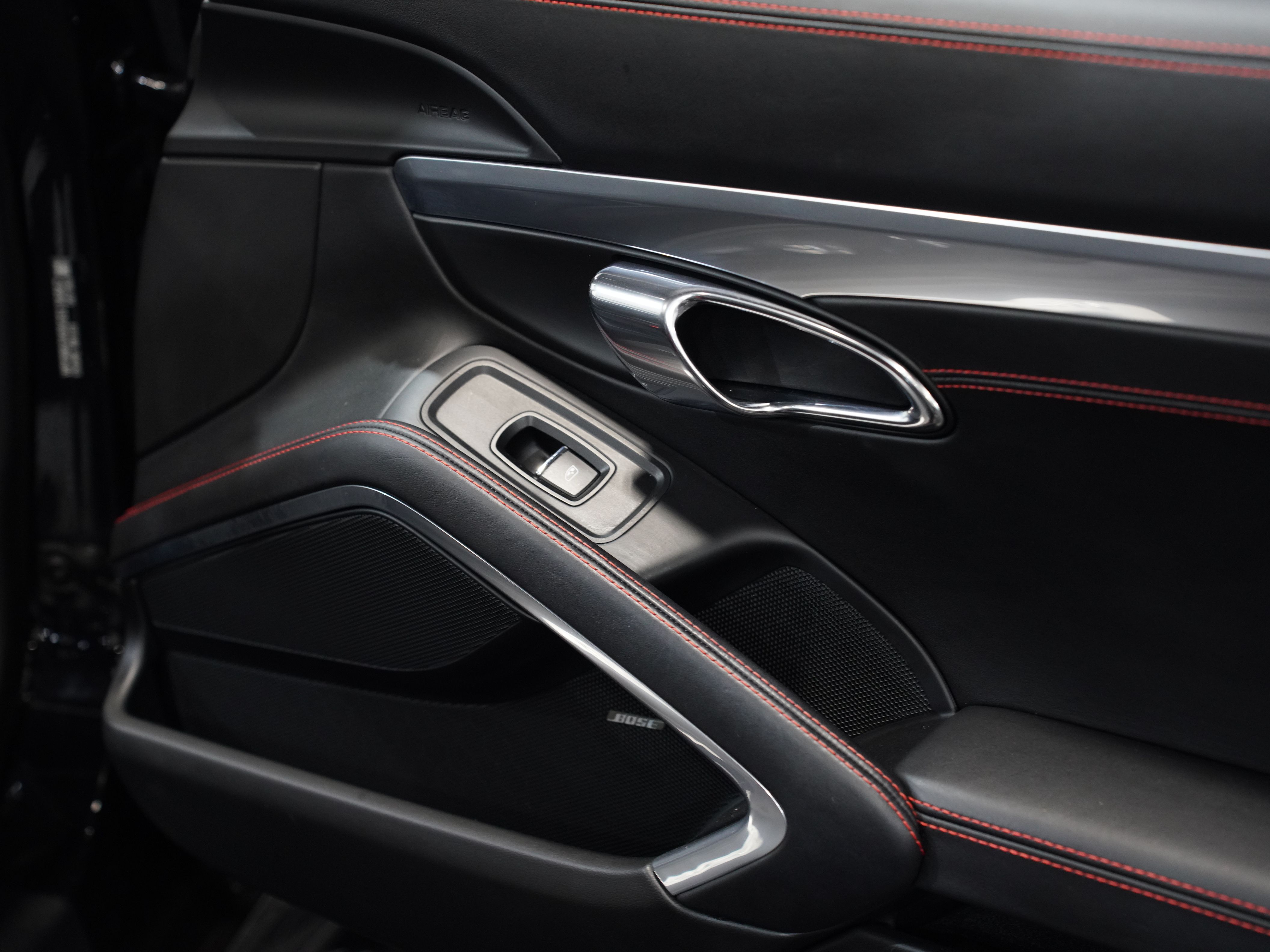 BLACK, 2016 PORSCHE 911 Image 27