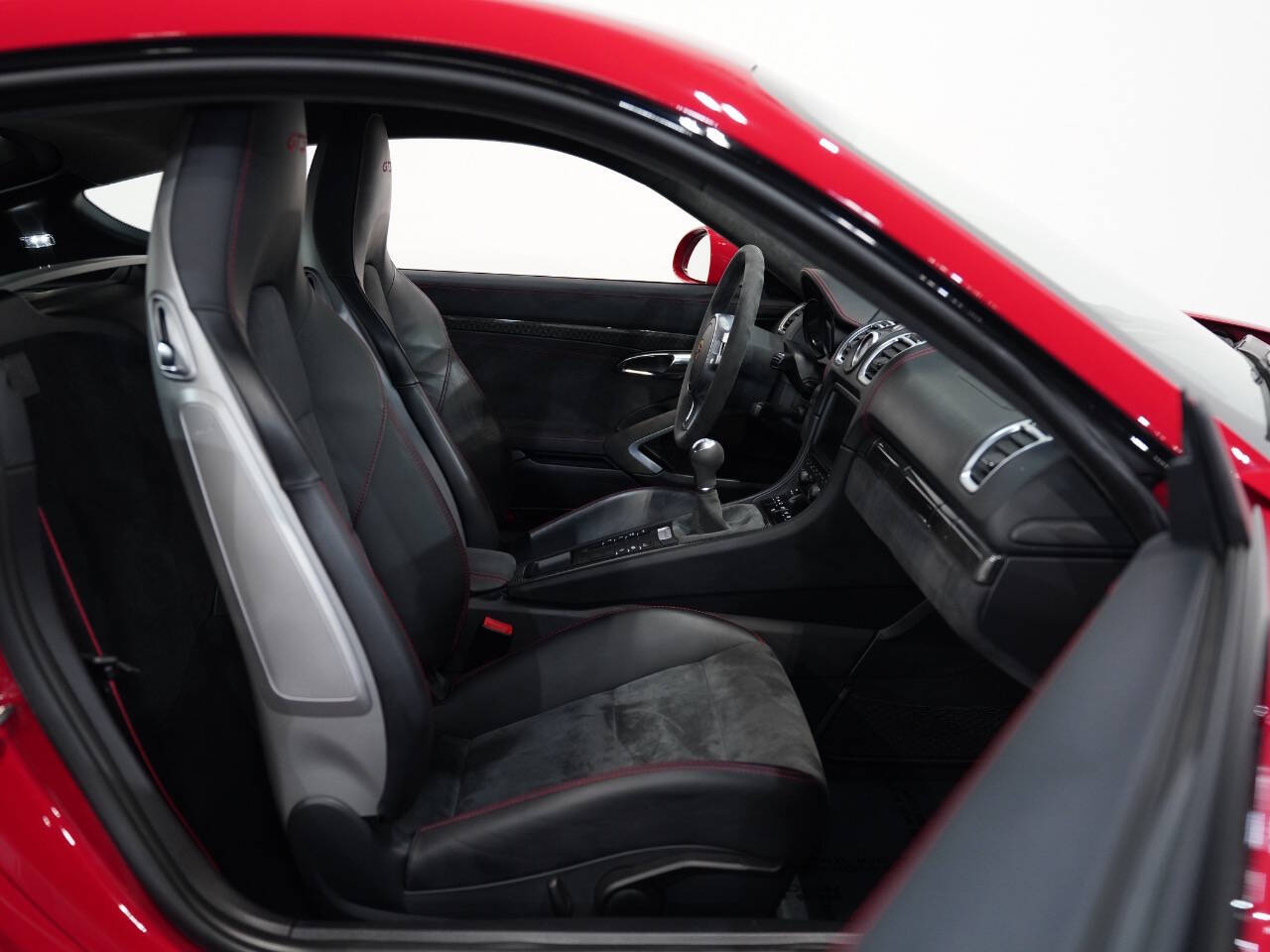 CARMINE RED, 2015 PORSCHE CAYMAN Image 28