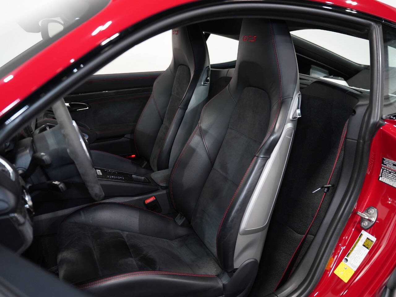 CARMINE RED, 2015 PORSCHE CAYMAN Image 24