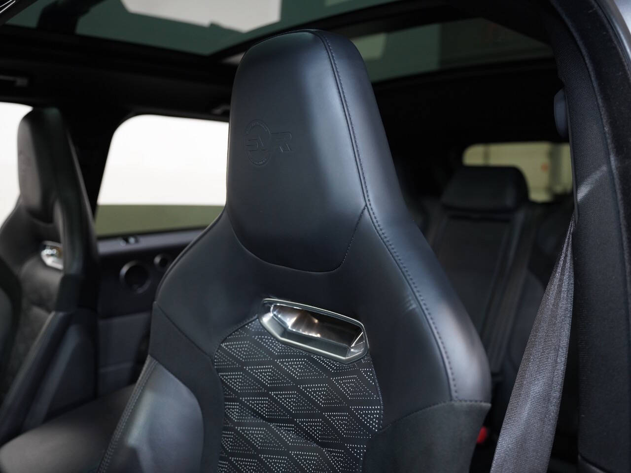 EIGER GREY METALLIC, 2020 LAND ROVER RANGE ROVER SPORT Image 30