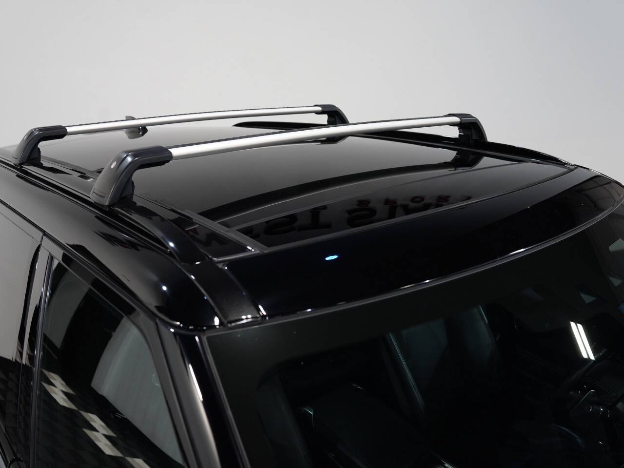 EIGER GREY METALLIC, 2020 LAND ROVER RANGE ROVER SPORT Image 15