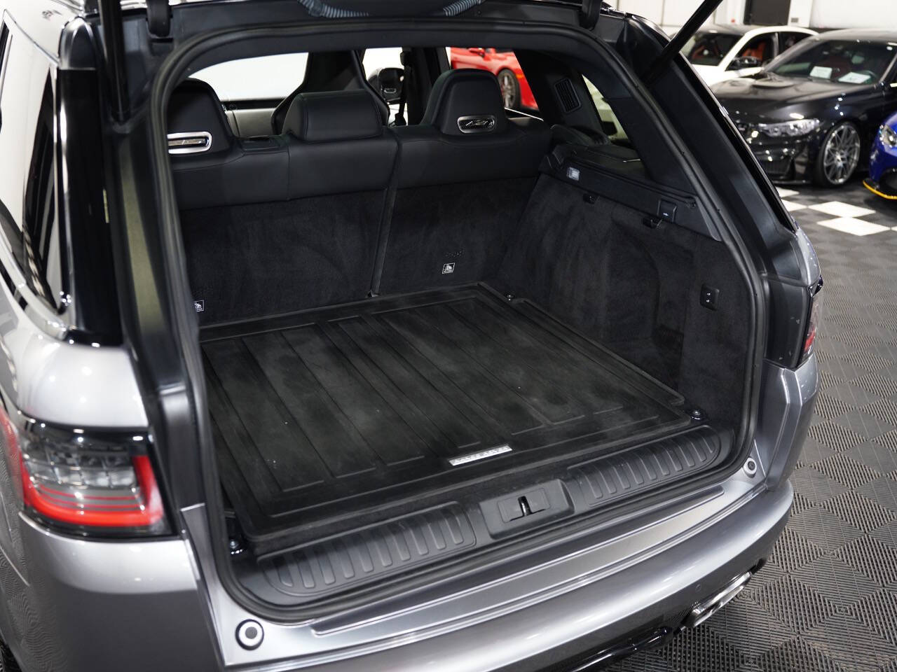 EIGER GREY METALLIC, 2020 LAND ROVER RANGE ROVER SPORT Image 55