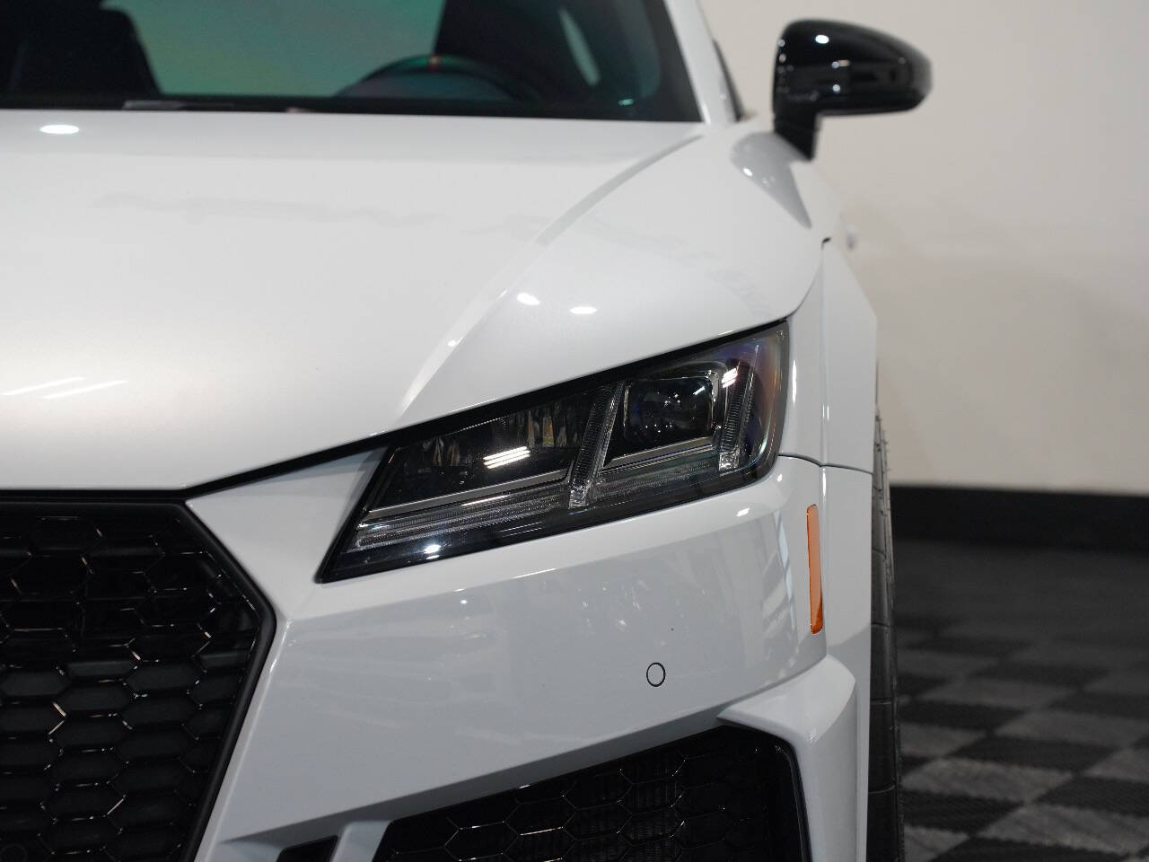 SUZUKA GREY, 2020 AUDI TT Image 10
