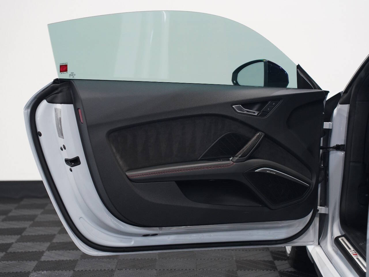 SUZUKA GREY, 2020 AUDI TT Image 22